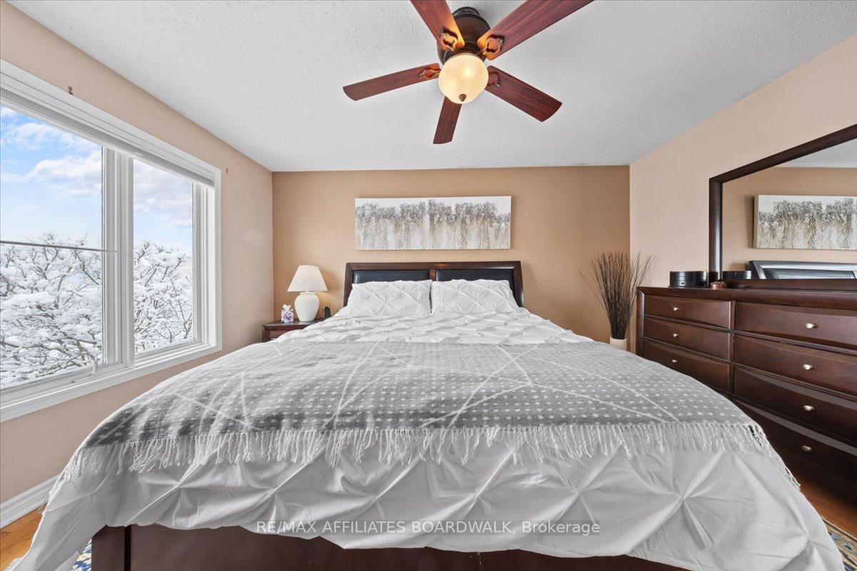 Photo 25 of 8 Stonepointe Avenue, Ottawa, Barrhaven East — HOMEH