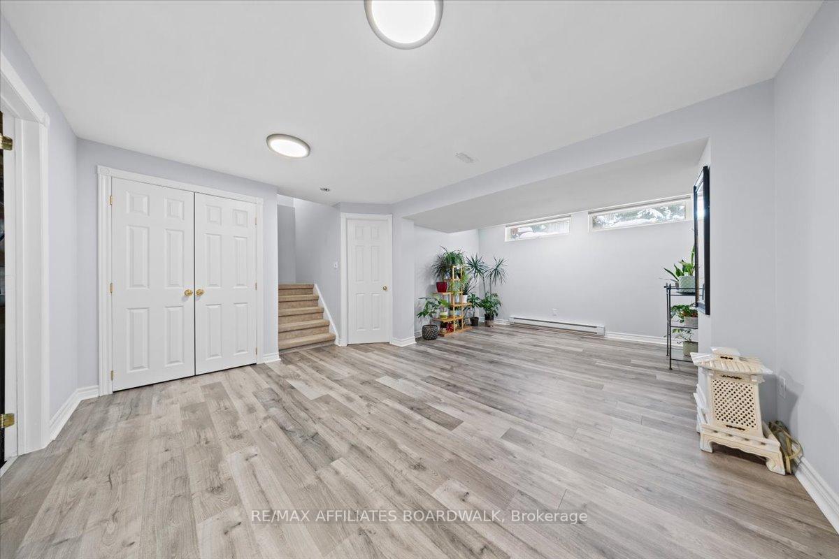 Photo 35 of 8 Stonepointe Avenue, Ottawa, Barrhaven East — HOMEH