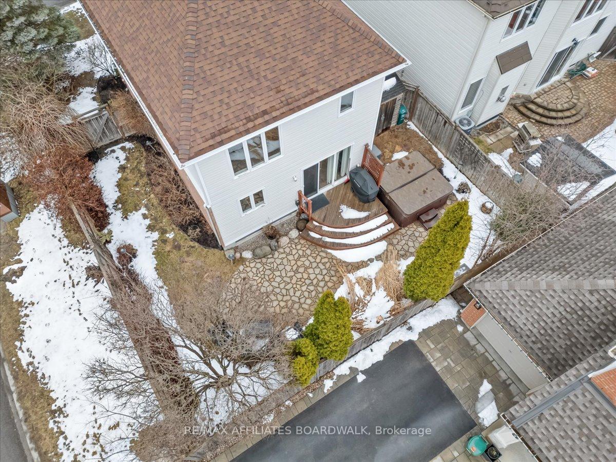 Photo 39 of 8 Stonepointe Avenue, Ottawa, Barrhaven East — HOMEH