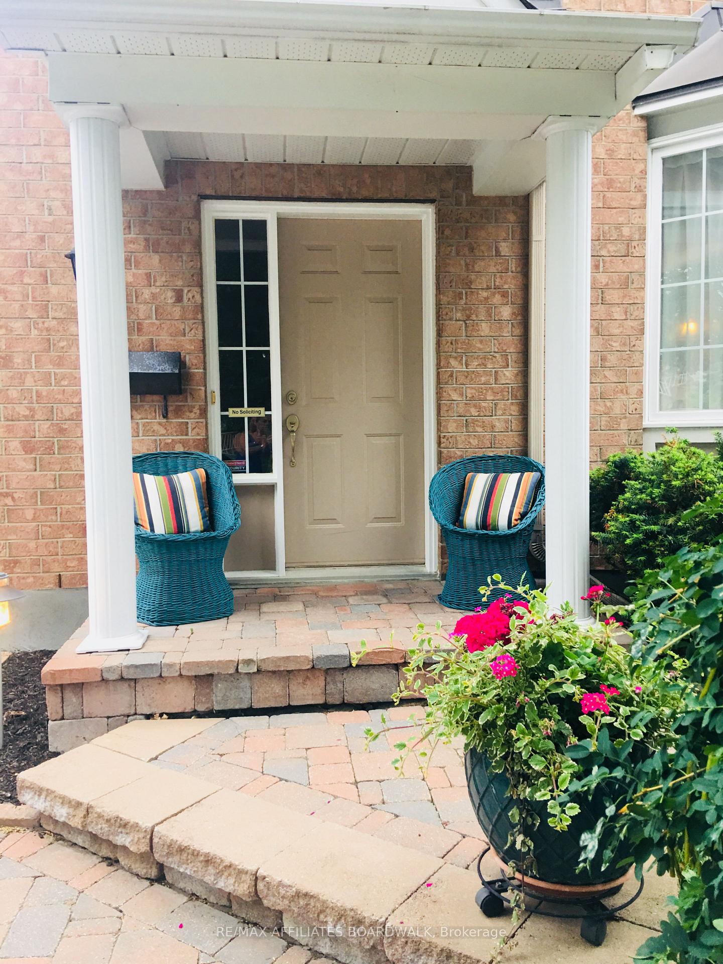 Photo 41 of 8 Stonepointe Avenue, Ottawa, Barrhaven East — HOMEH