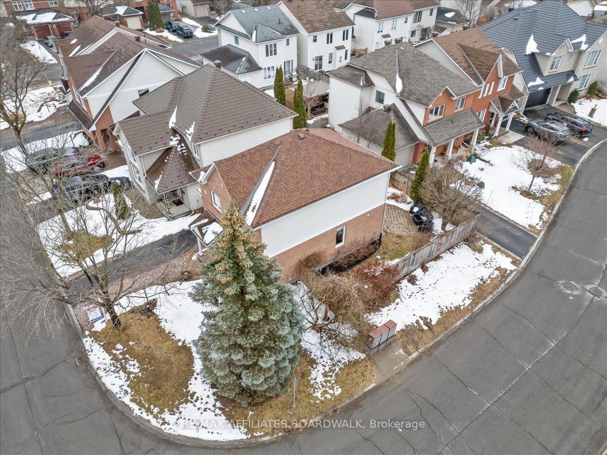 Photo 43 of 8 Stonepointe Avenue, Ottawa, Barrhaven East — HOMEH