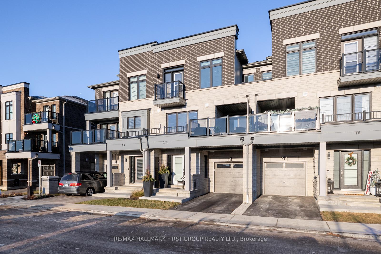 Photo 2 of 22 King William Way, Clarington, Bowmanville — HOMEH