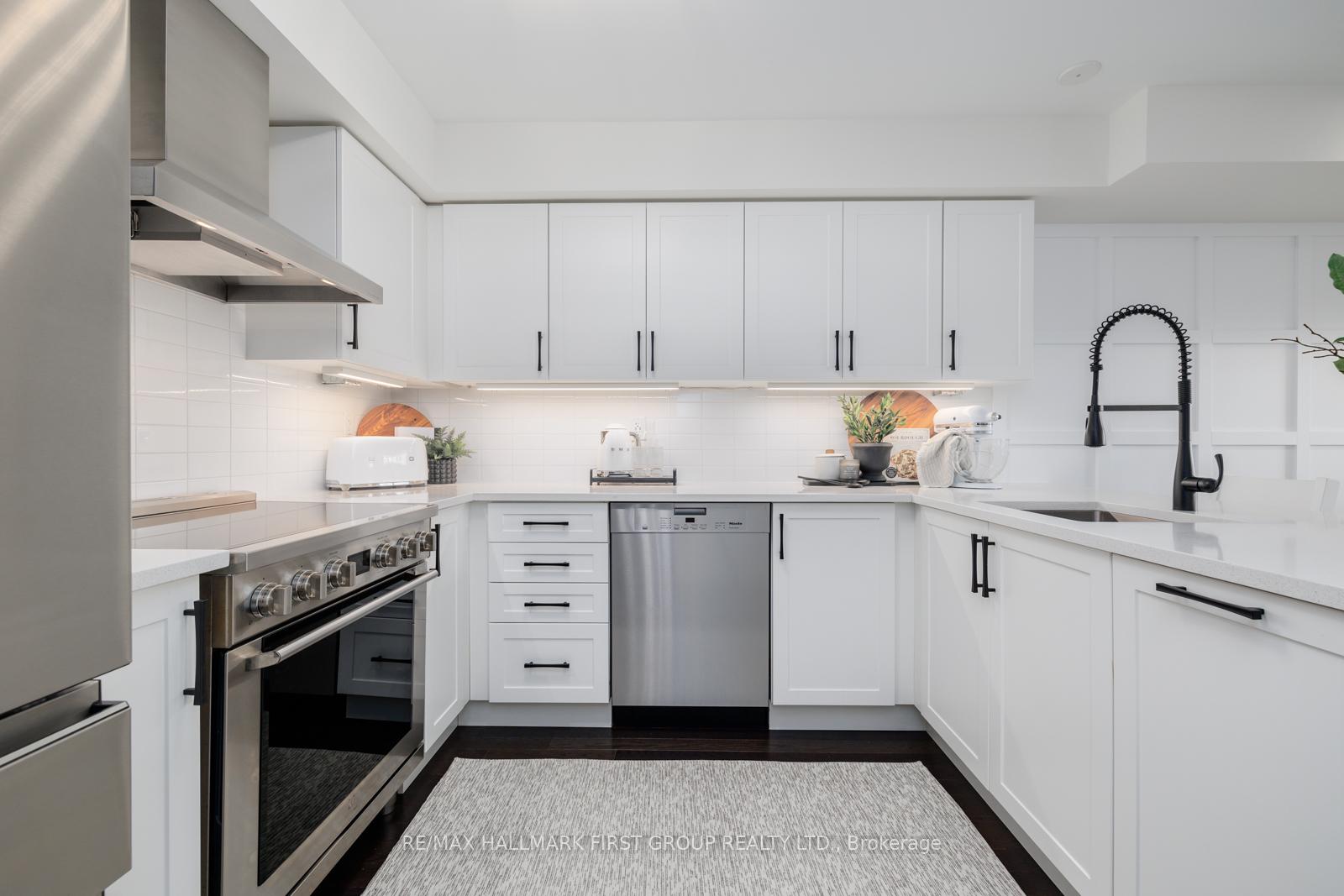 Photo 23 of 22 King William Way, Clarington, Bowmanville — HOMEH