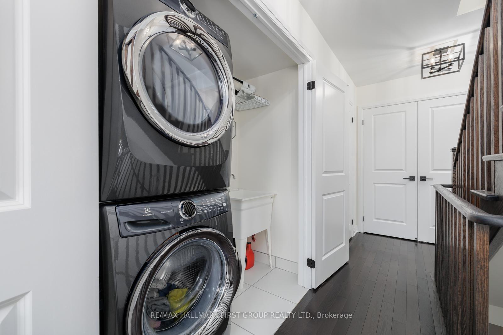 Photo 25 of 22 King William Way, Clarington, Bowmanville — HOMEH