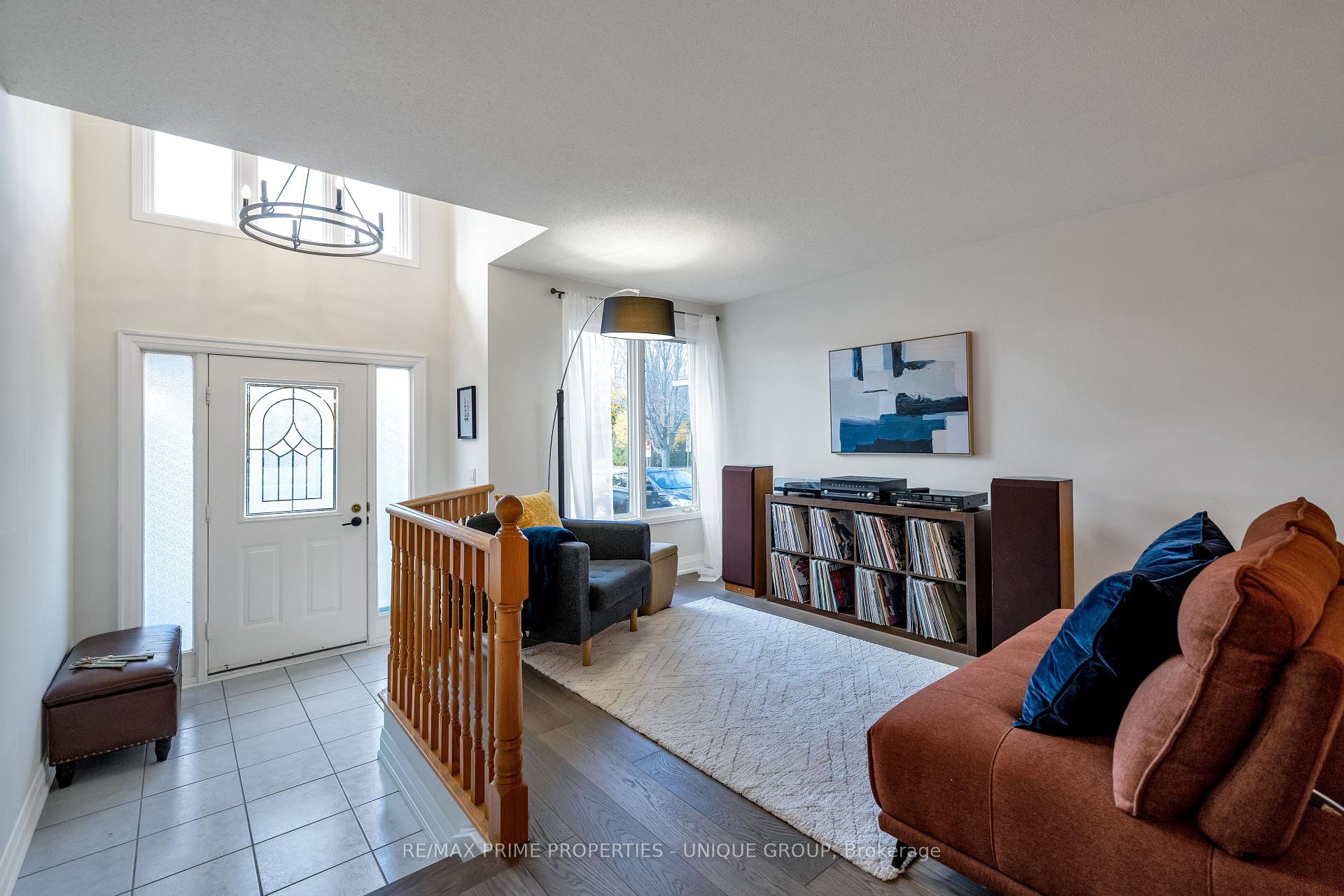 Photo 2 of 75 Avondale Drive, Clarington, Courtice — HOMEH