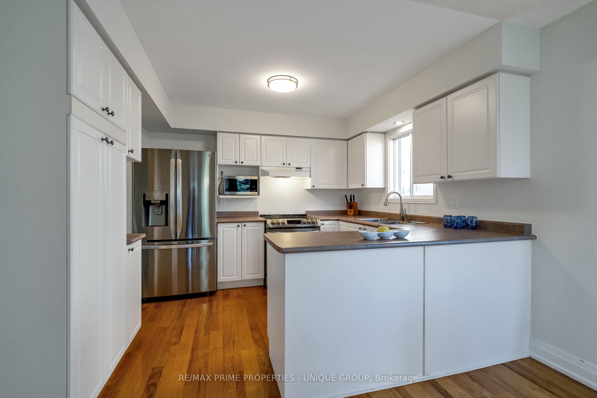 Photo 8 of 75 Avondale Drive, Clarington, Courtice — HOMEH
