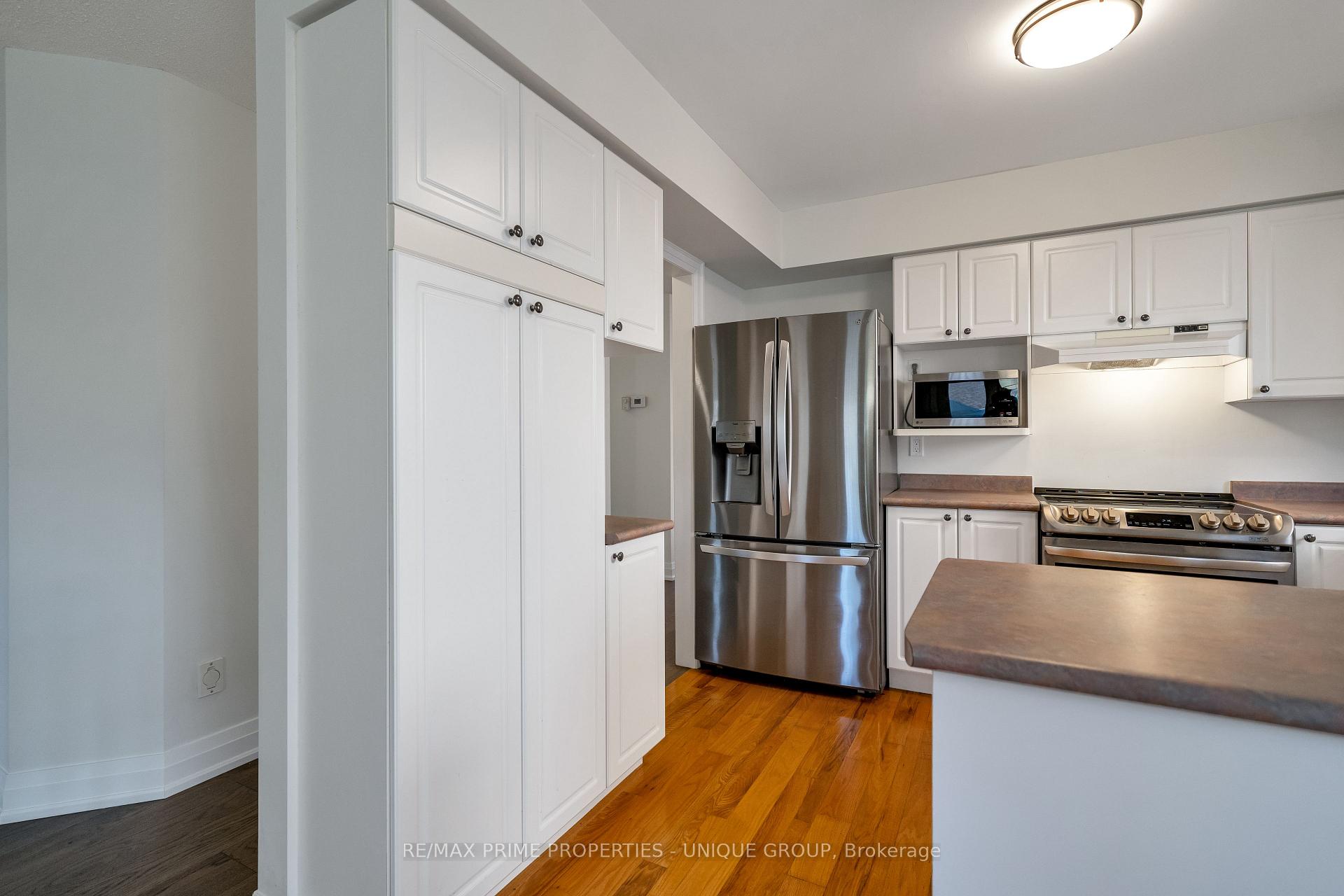 Photo 9 of 75 Avondale Drive, Clarington, Courtice — HOMEH