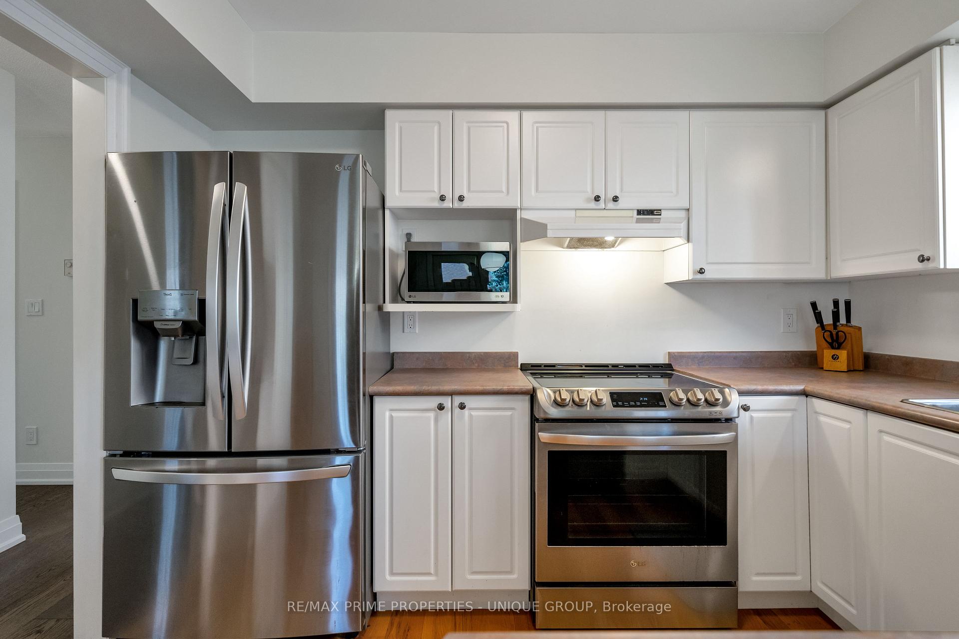 Photo 12 of 75 Avondale Drive, Clarington, Courtice — HOMEH