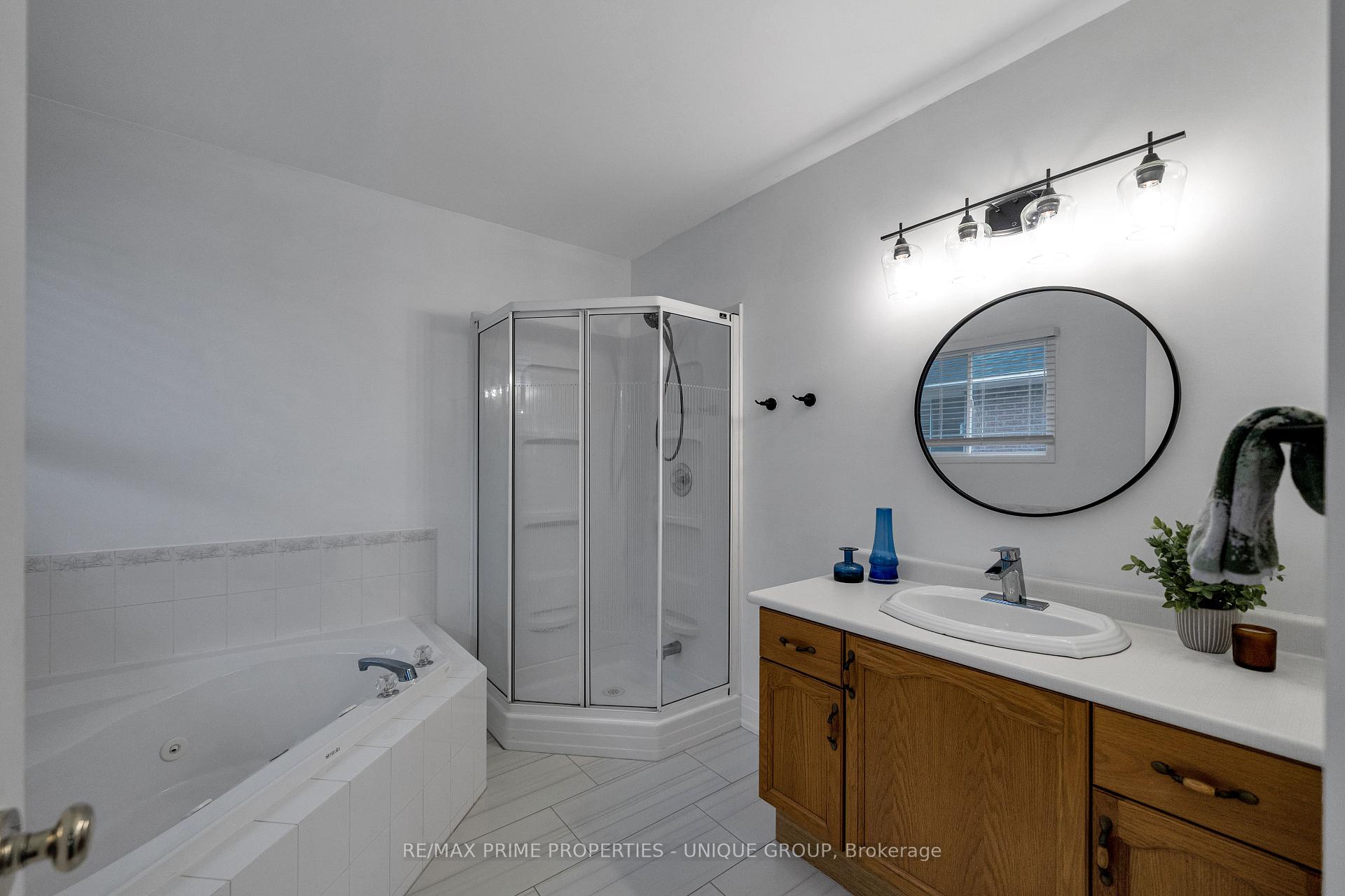 Photo 20 of 75 Avondale Drive, Clarington, Courtice — HOMEH
