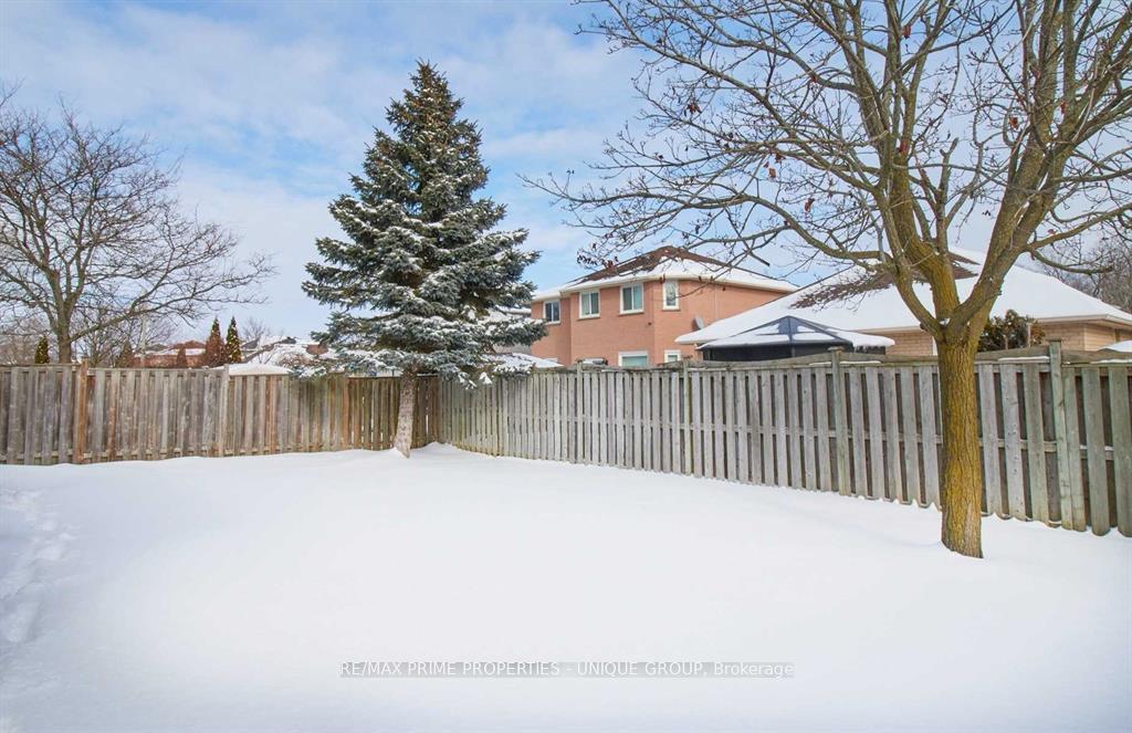 Photo 33 of 75 Avondale Drive, Clarington, Courtice — HOMEH