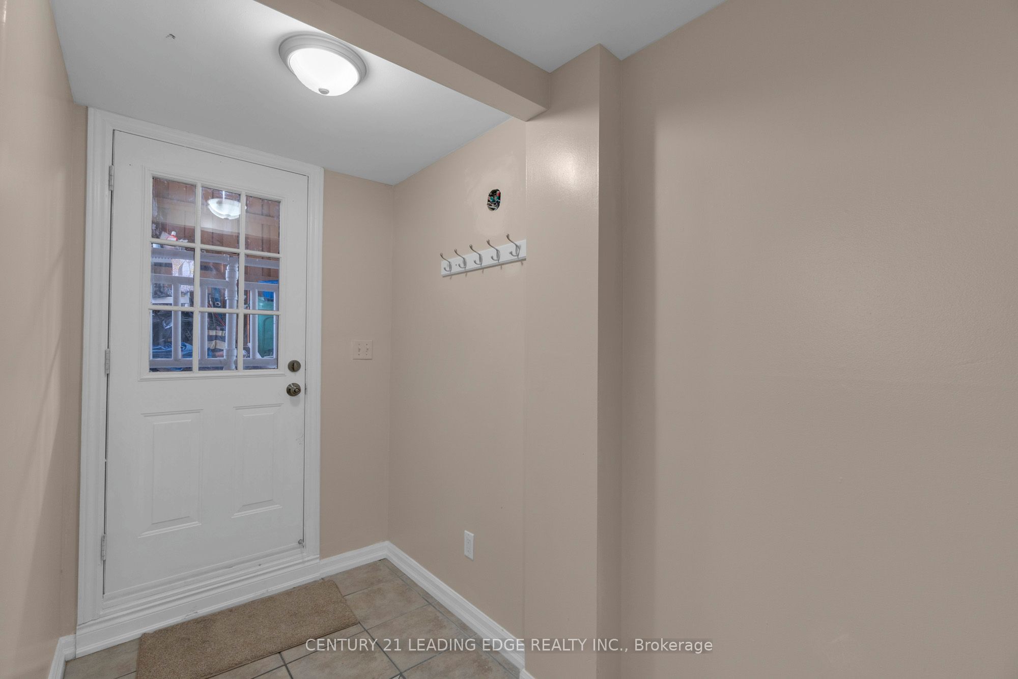 Photo 26 of 35 Benton Street, Brampton, Brampton East — HOMEH