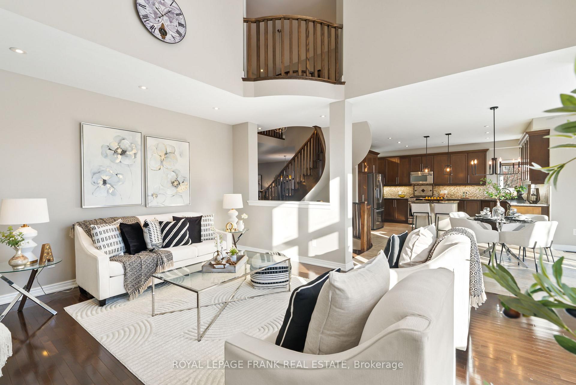Photo 5 of 11 Donaldson Drive, Clarington, Newcastle — HOMEH