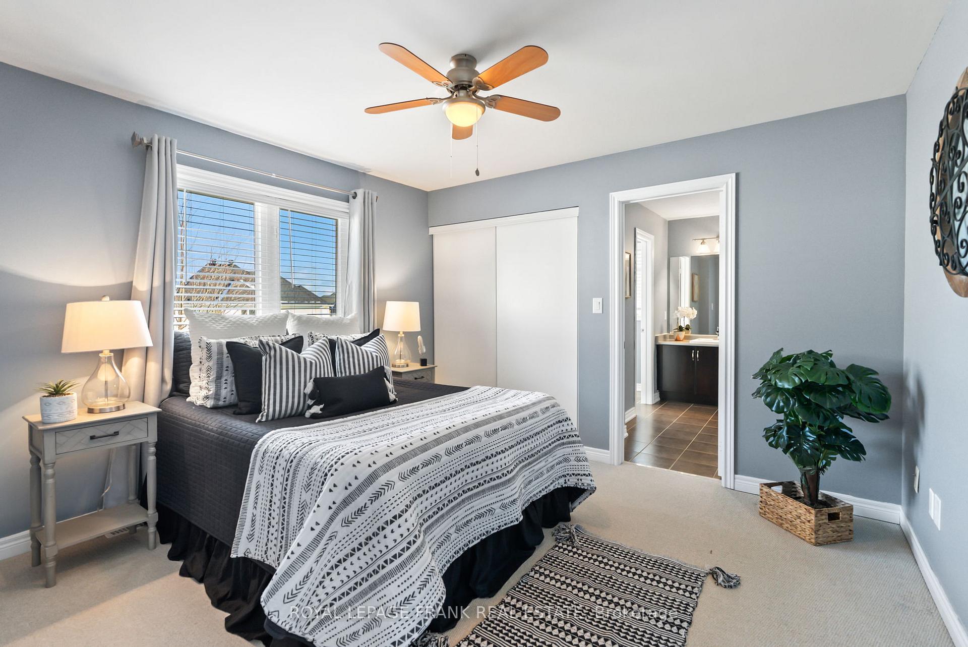 Photo 25 of 11 Donaldson Drive, Clarington, Newcastle — HOMEH