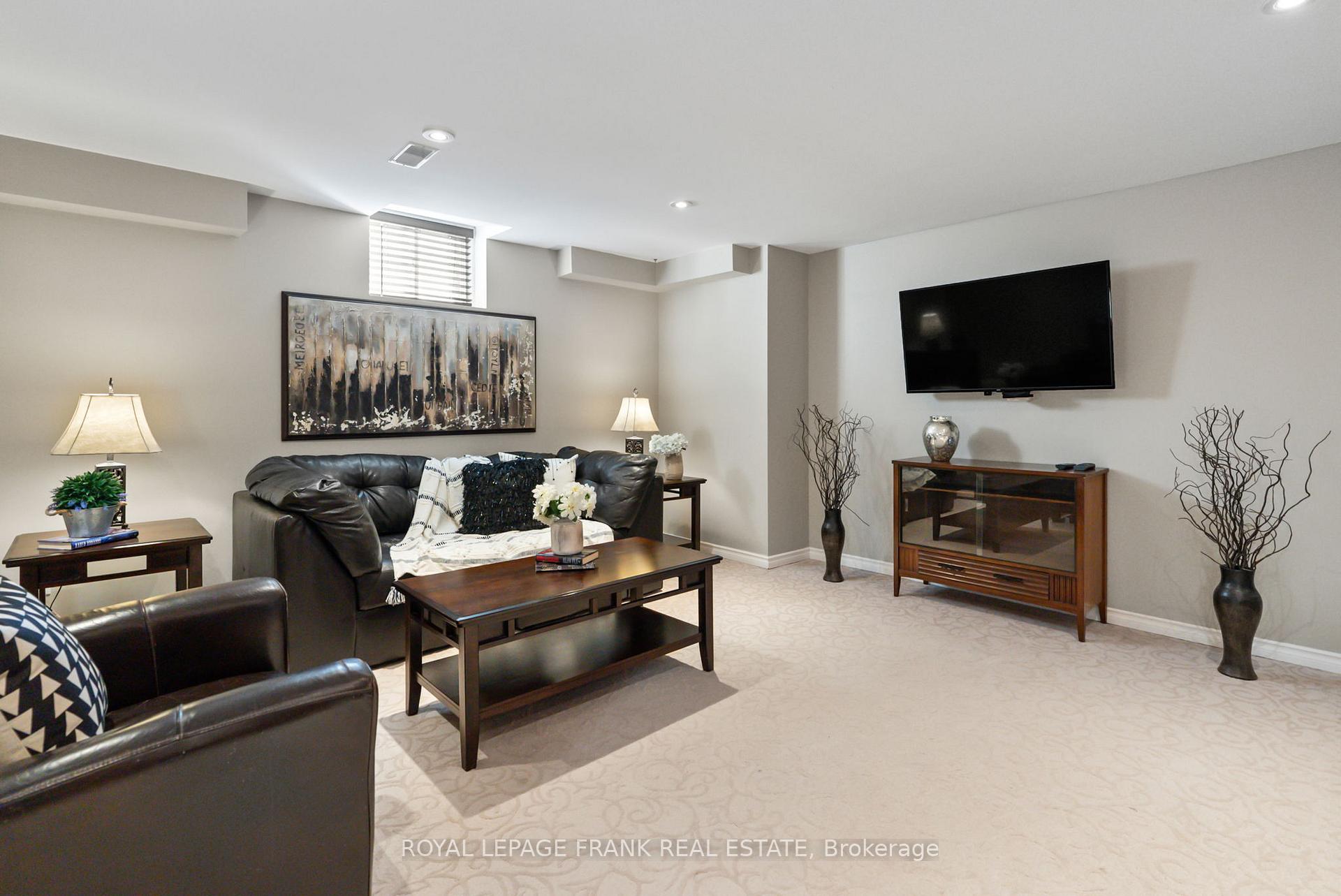 Photo 33 of 11 Donaldson Drive, Clarington, Newcastle — HOMEH