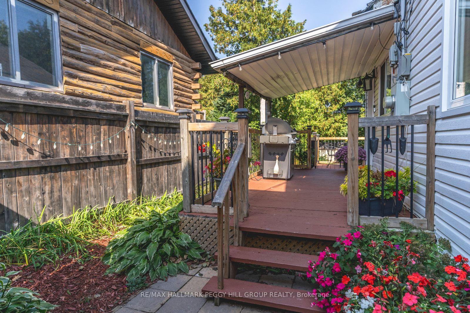 Photo 3 of 210 Southview Road, Barrie, South Shore — HOMEH