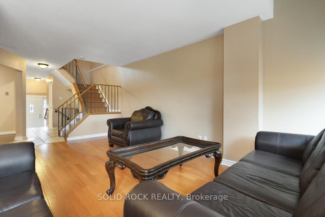Photo 7 of 131 Halley Street, Ottawa, Barrhaven - Heritage Park — HOMEH