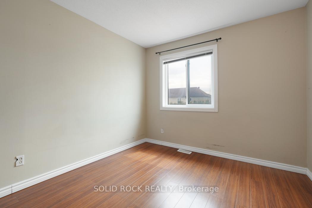 Photo 18 of 131 Halley Street, Ottawa, Barrhaven - Heritage Park — HOMEH