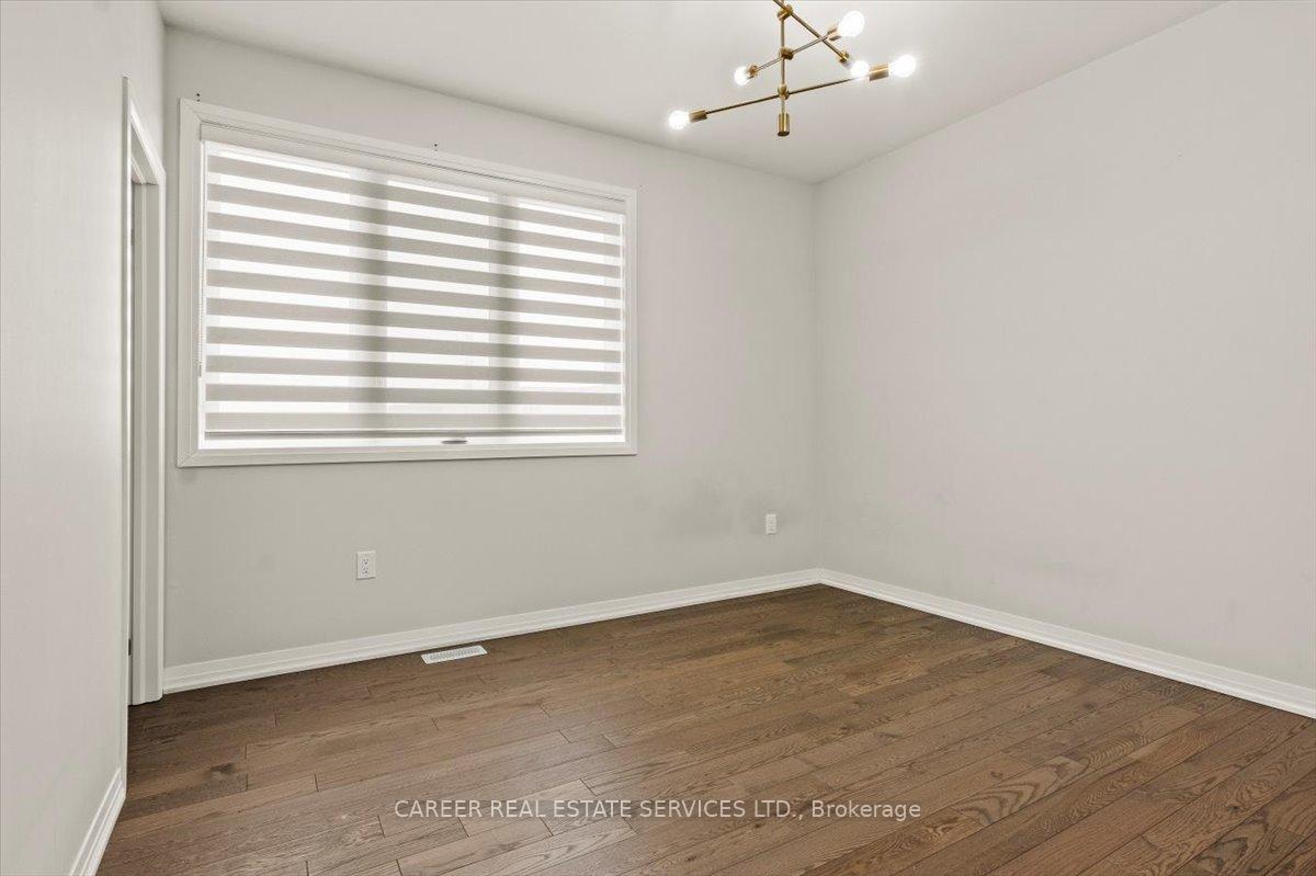 Photo 24 of 239 Port Darlington Road, Clarington, Bowmanville — HOMEH