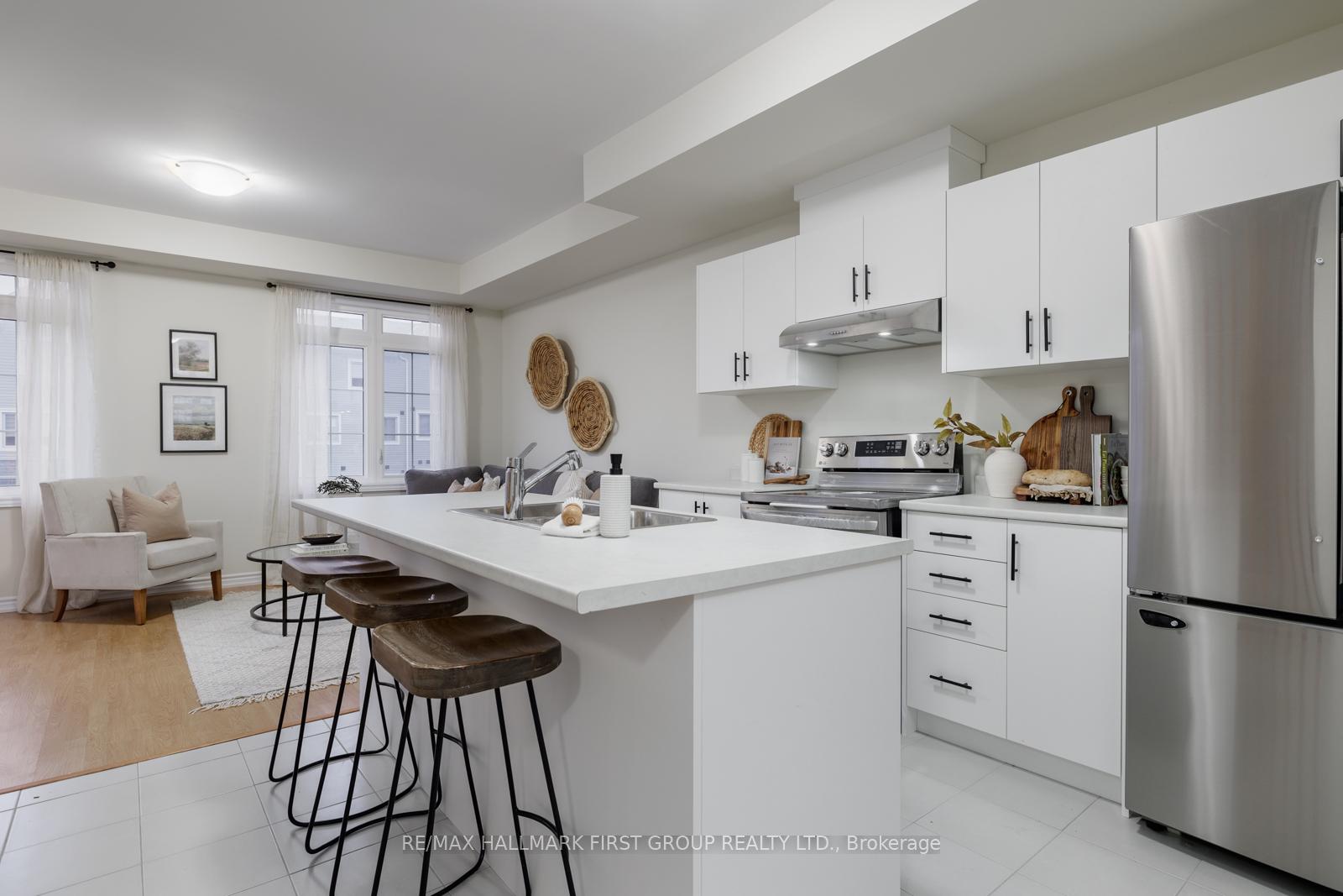 Photo 6 of 23 Senay Circle, Clarington, Courtice — HOMEH