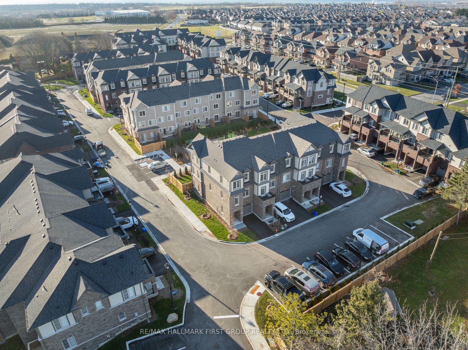 Photo 33 of 23 Senay Circle, Clarington, Courtice — HOMEH