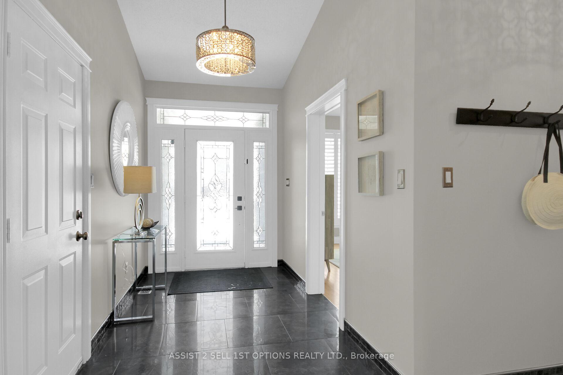 Photo 2 of 125 Golflinks Drive, Ottawa, Barrhaven - Stonebridge — HOMEH