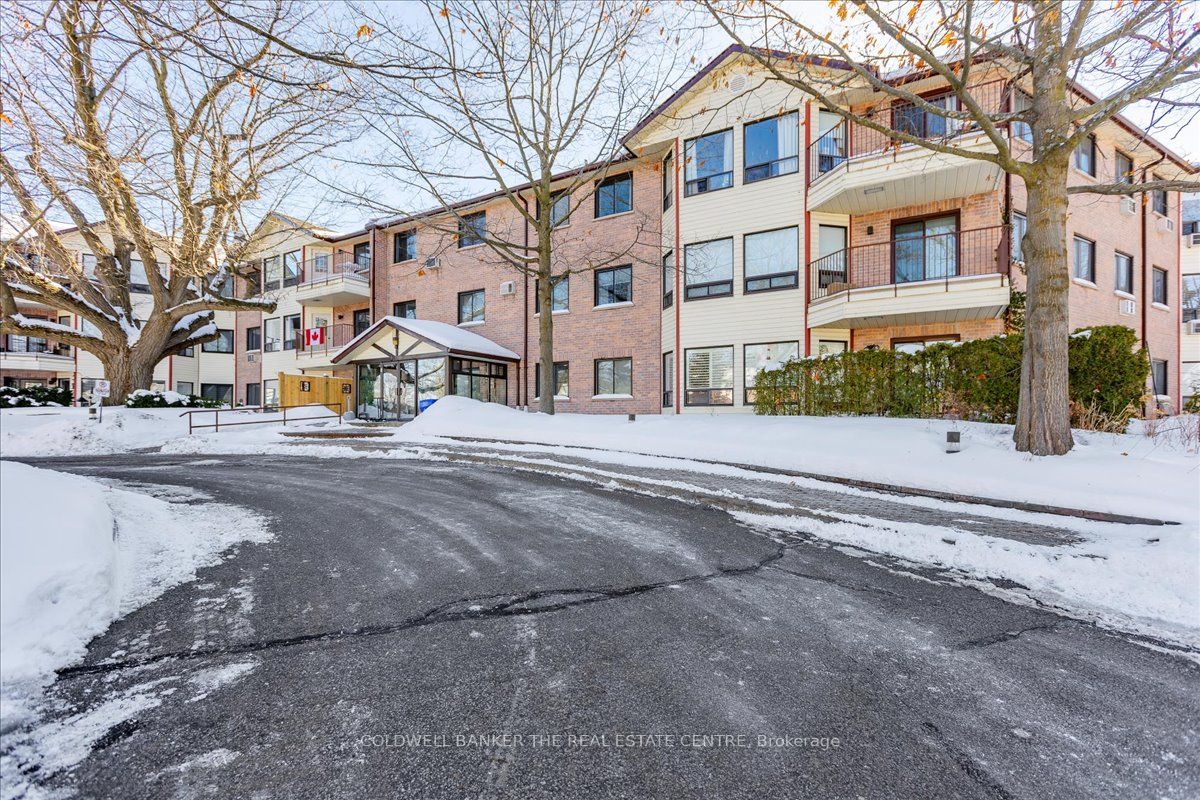 Photo 31 of Unit 105, 111 Grew Boulevard, Georgina, Sutton & Jackson's Point — HOMEH