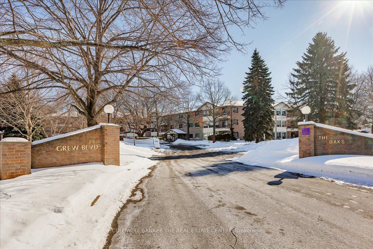 Photo 2 of Unit 105, 111 Grew Boulevard, Georgina, Sutton & Jackson's Point — HOMEH