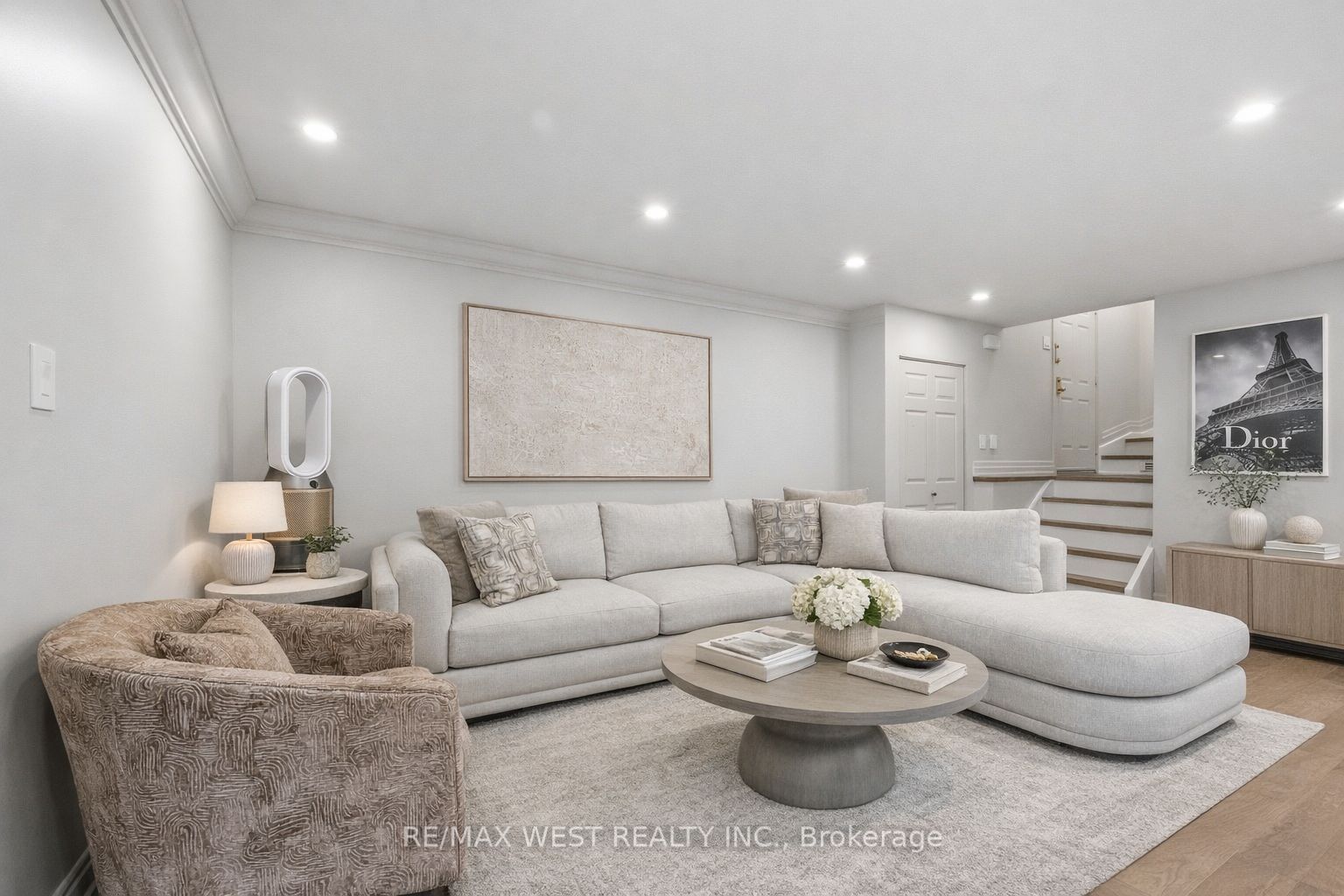 Photo 39 of Unit TH #10, 100 Arbors Lane, Vaughan, West Woodbridge — HOMEH