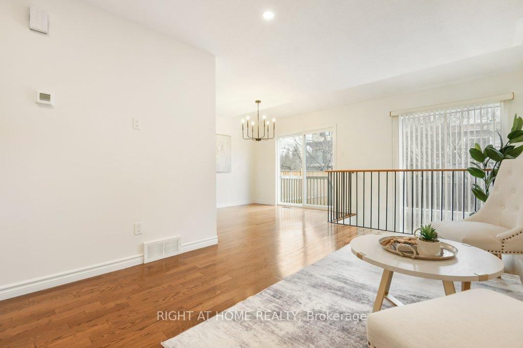 Photo 10 of 38 Wheeler Street, Ottawa, Barrhaven - Cedargrove/Fraserdale — HOMEH