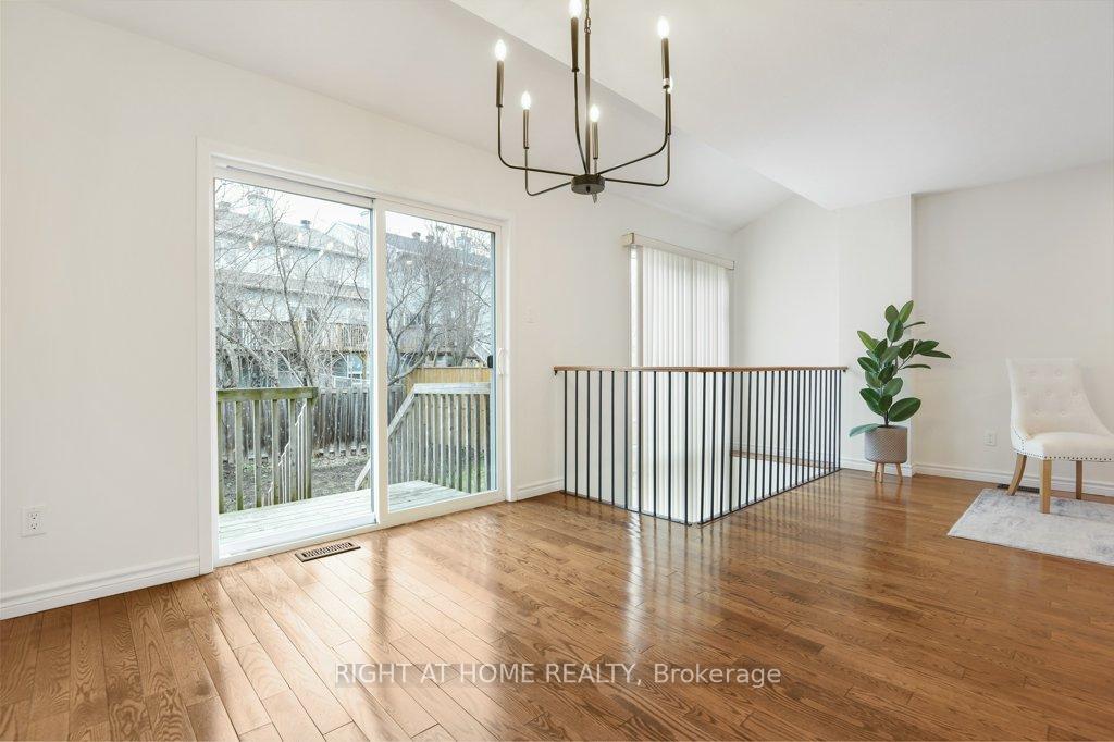 Photo 11 of 38 Wheeler Street, Ottawa, Barrhaven - Cedargrove/Fraserdale — HOMEH