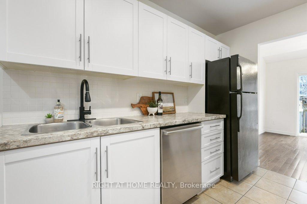 Photo 19 of 38 Wheeler Street, Ottawa, Barrhaven - Cedargrove/Fraserdale — HOMEH
