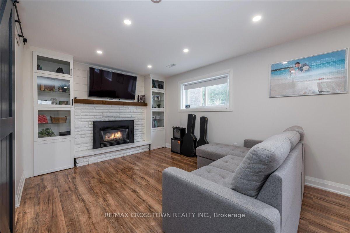 Photo 21 of 4 Highcroft Road, Barrie, Allandale Heights — HOMEH