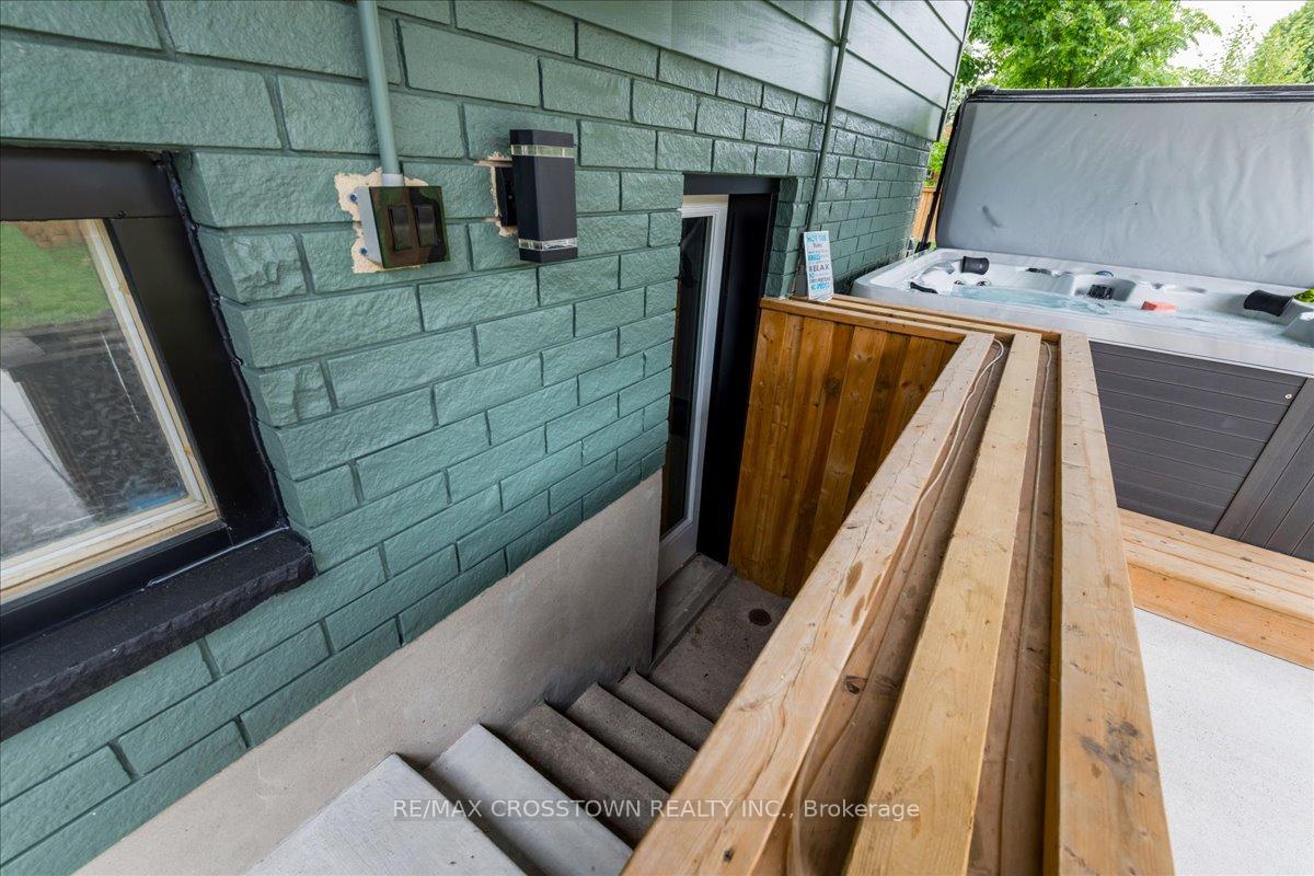 Photo 31 of 4 Highcroft Road, Barrie, Allandale Heights — HOMEH