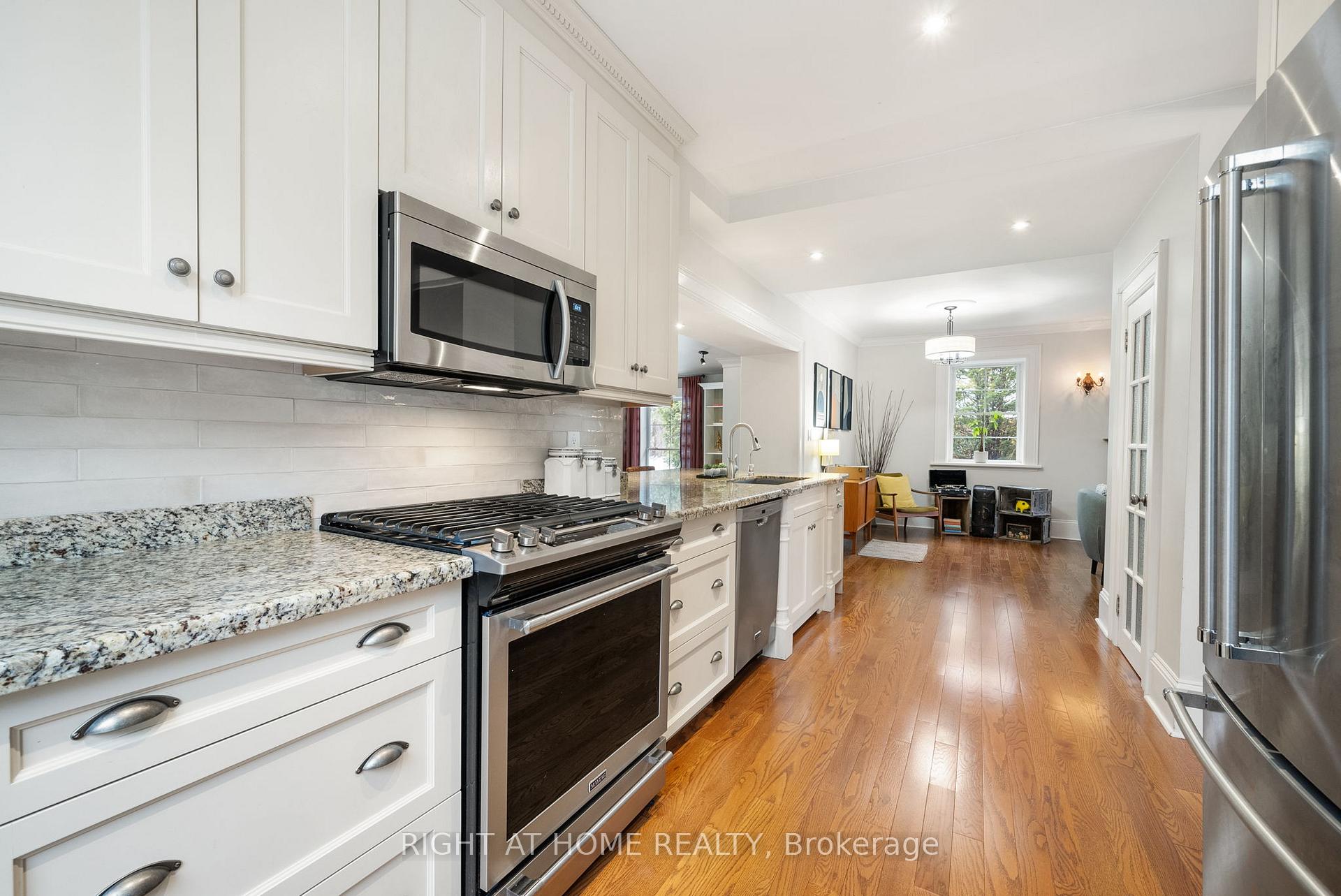Photo 12 of 103 Scugog Street, Clarington, Bowmanville — HOMEH