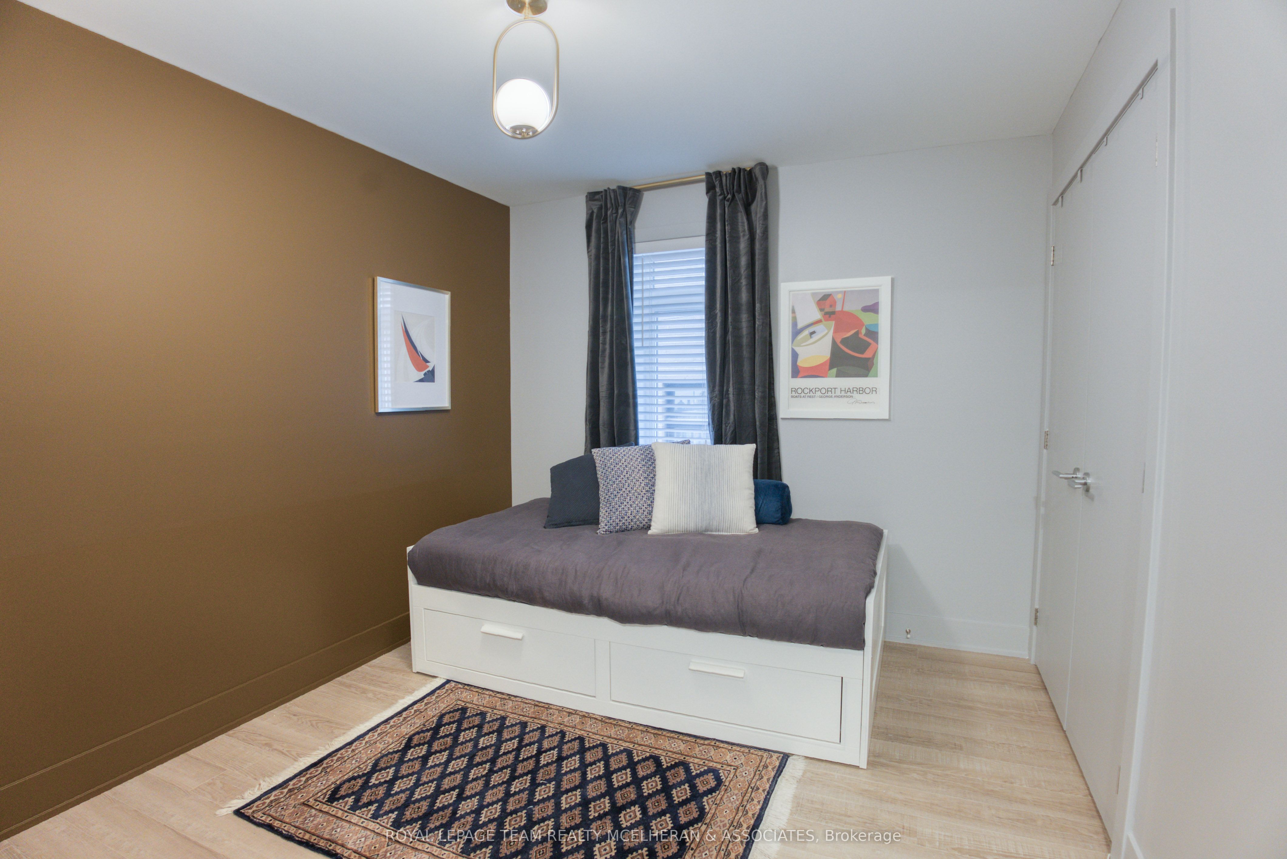 Photo 77 of 576 Byron Avenue, Ottawa, McKellar/Highland — HOMEH