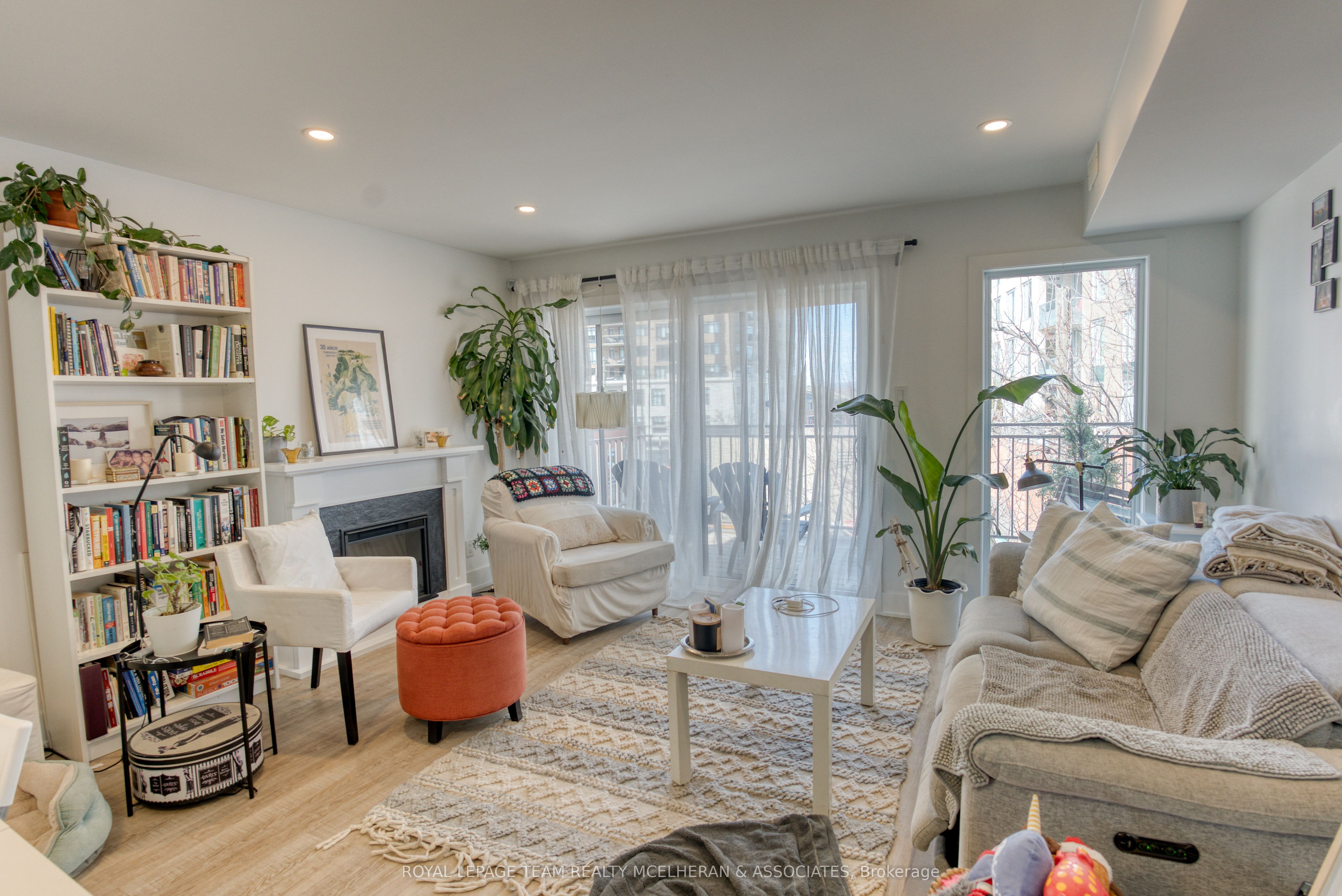 Photo 96 of 576 Byron Avenue, Ottawa, McKellar/Highland — HOMEH