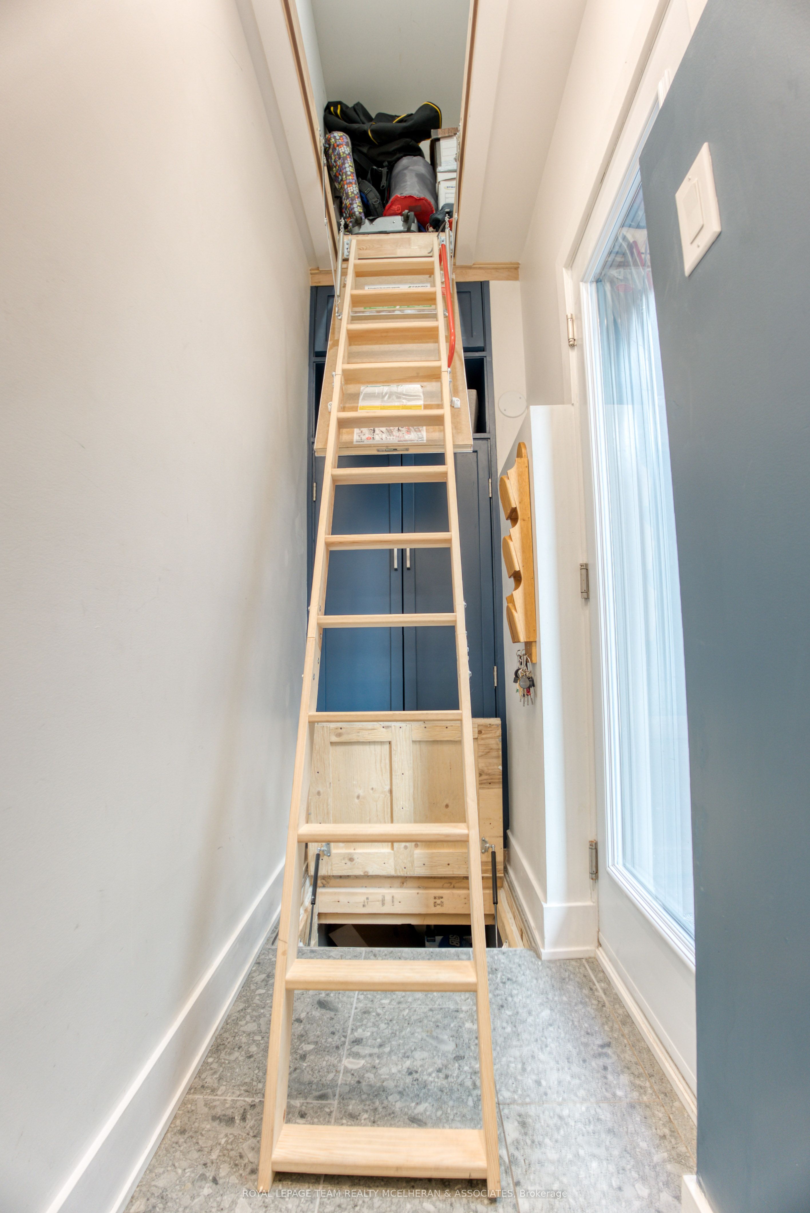 Photo 66 of 576 Byron Avenue, Ottawa, McKellar/Highland — HOMEH