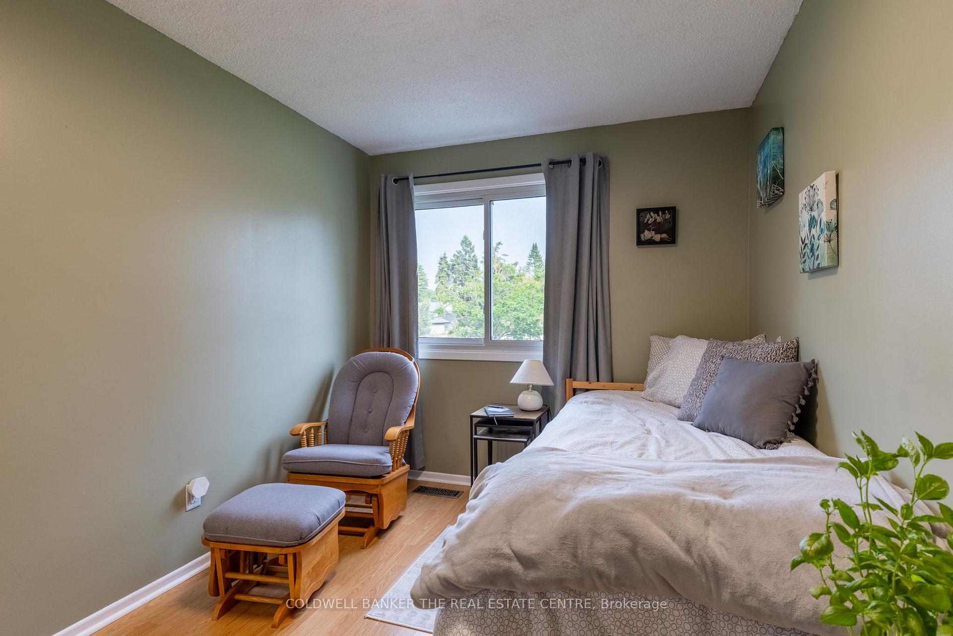 Photo 22 of 103 Oren Boulevard, Barrie, Sunnidale — HOMEH