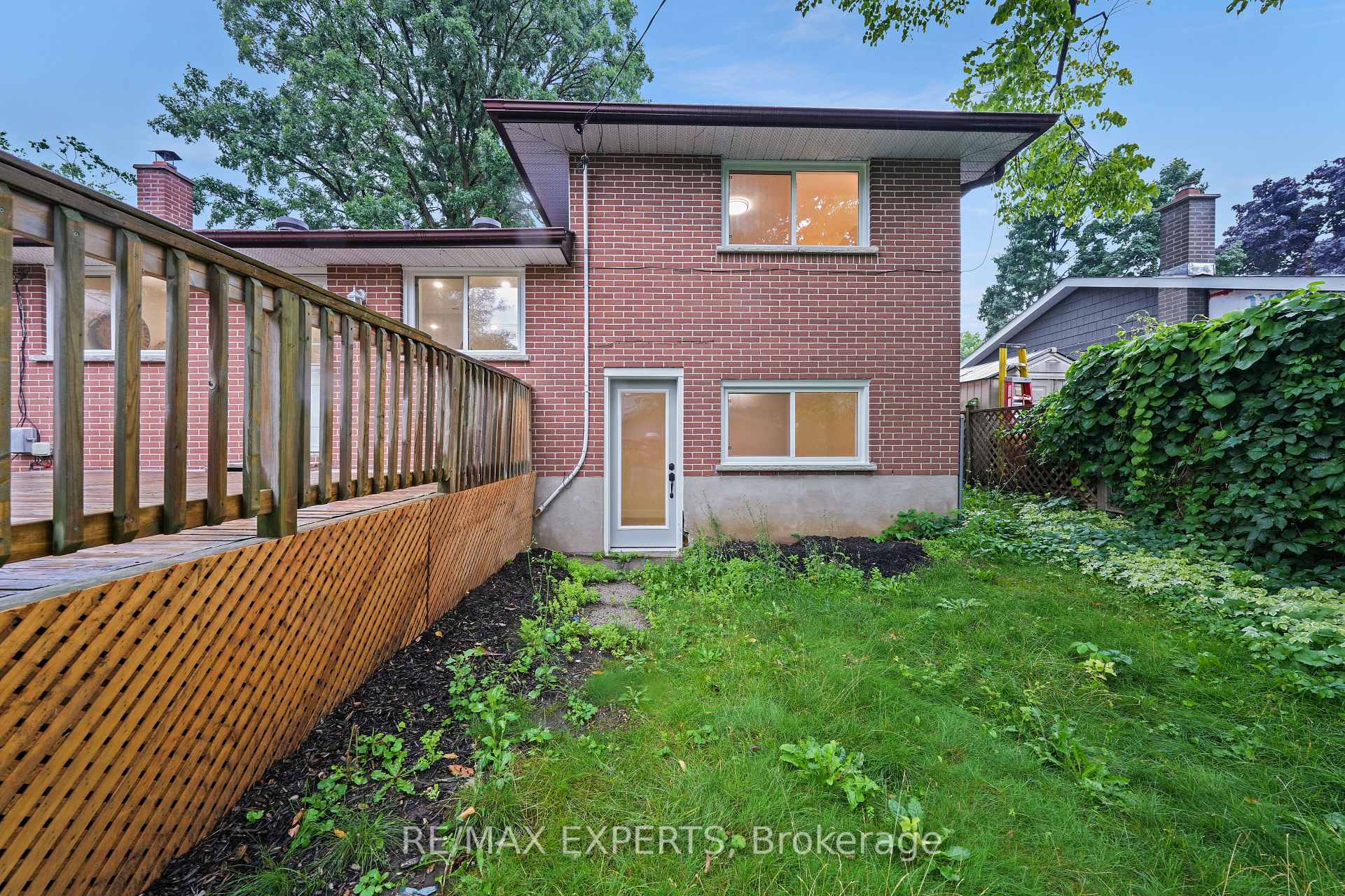 Photo 3 of Unit Lower, 209 Steel Street, Barrie, Codrington — HOMEH