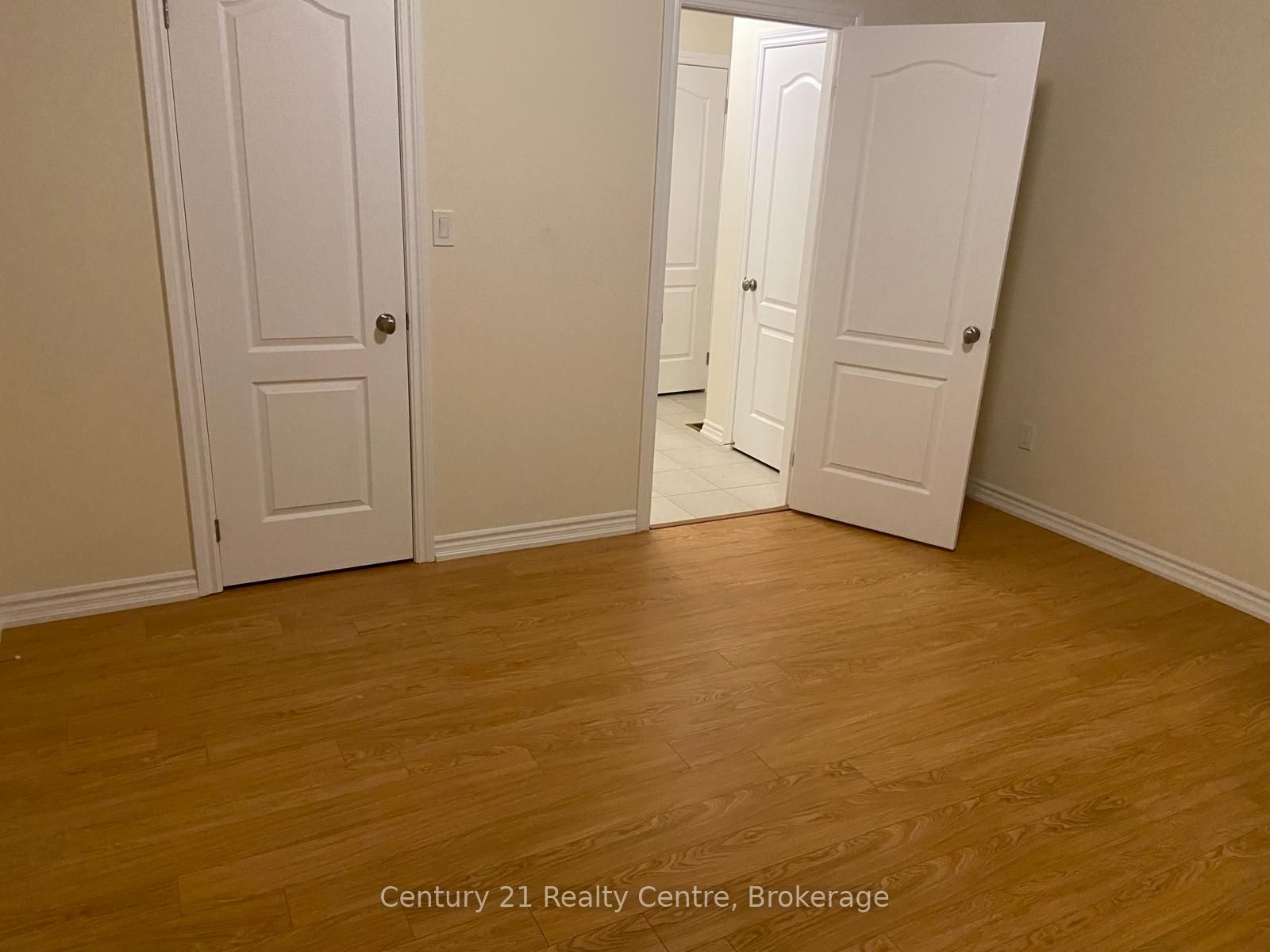 Photo 35 of 5 Shiff Crescent, Brampton, Heart Lake East — HOMEH