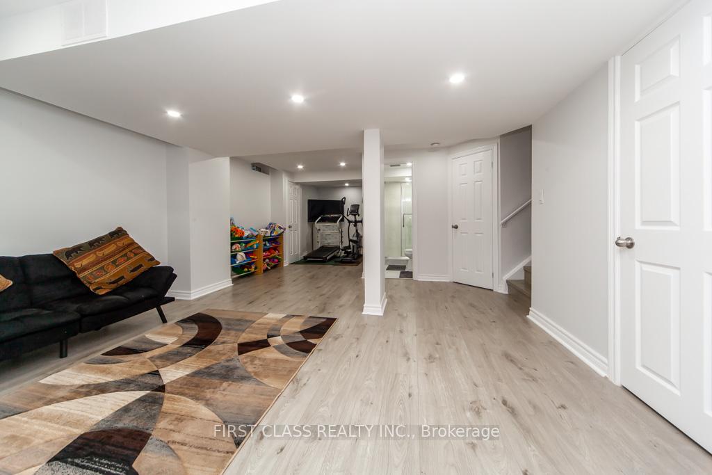 Photo 23 of 23 Darryl Caswell Way, Clarington, Bowmanville — HOMEH