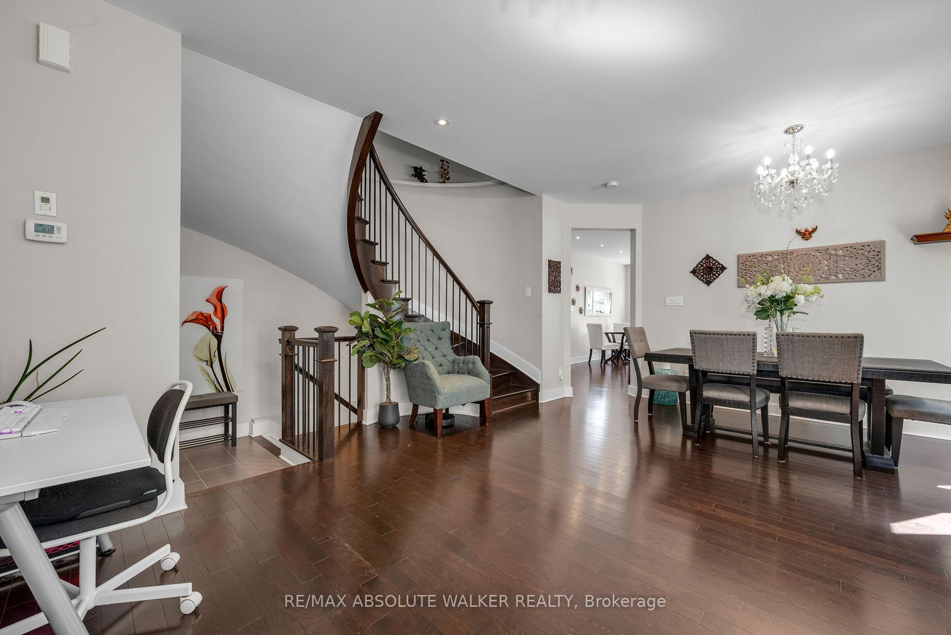 Photo 3 of 166 Highbury Park Drive, Ottawa, Barrhaven - Longfields — HOMEH