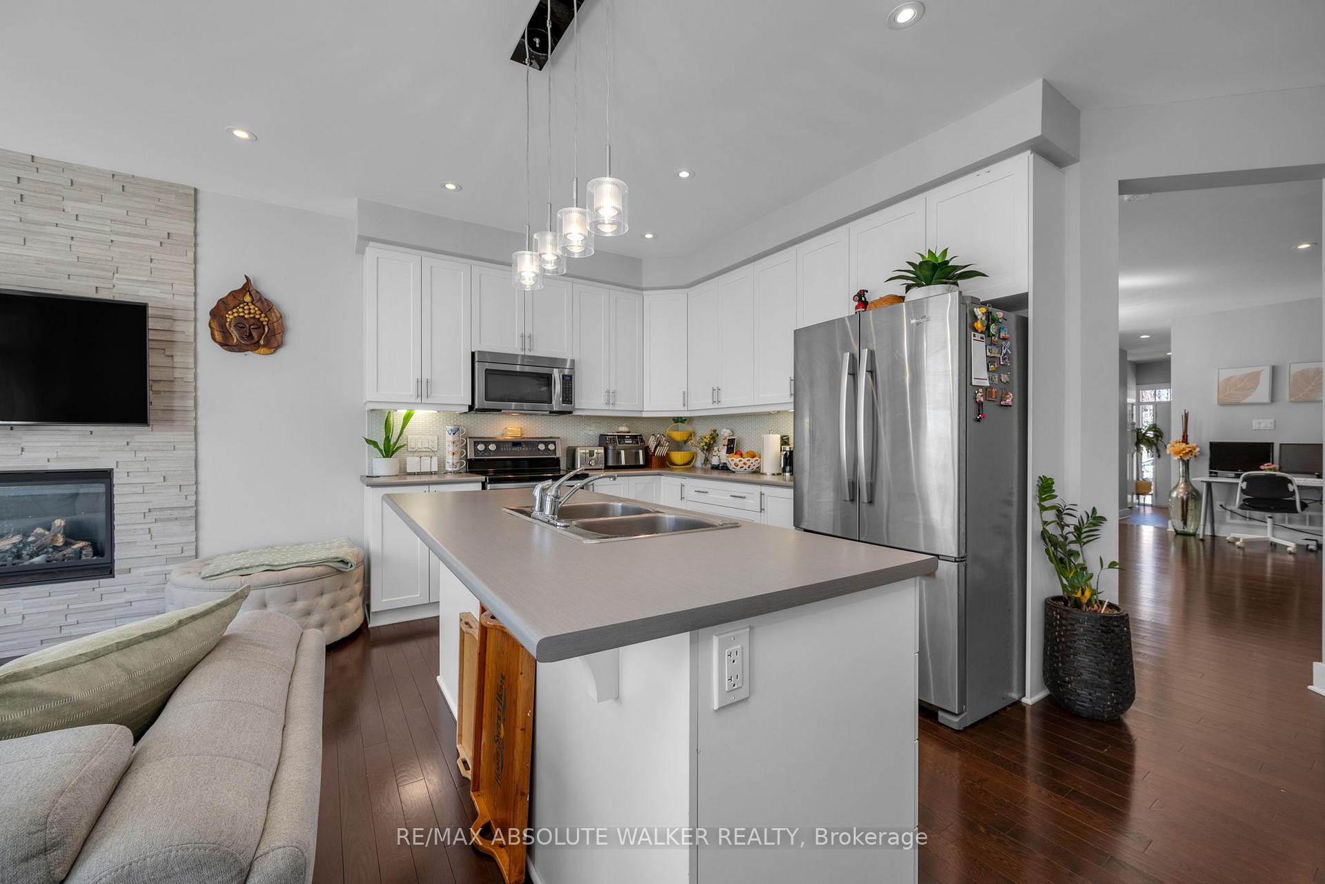 Photo 8 of 166 Highbury Park Drive, Ottawa, Barrhaven - Longfields — HOMEH