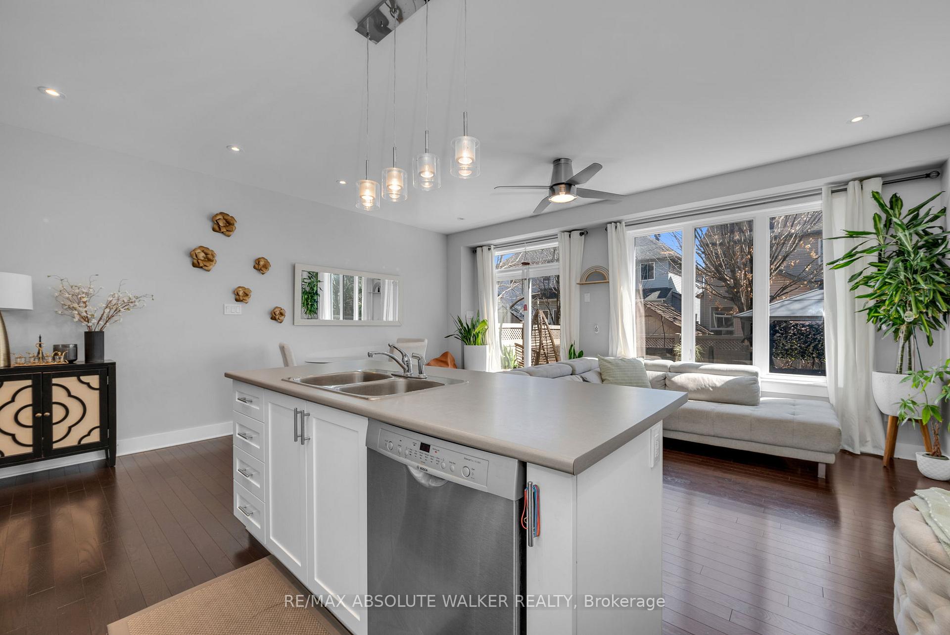 Photo 12 of 166 Highbury Park Drive, Ottawa, Barrhaven - Longfields — HOMEH