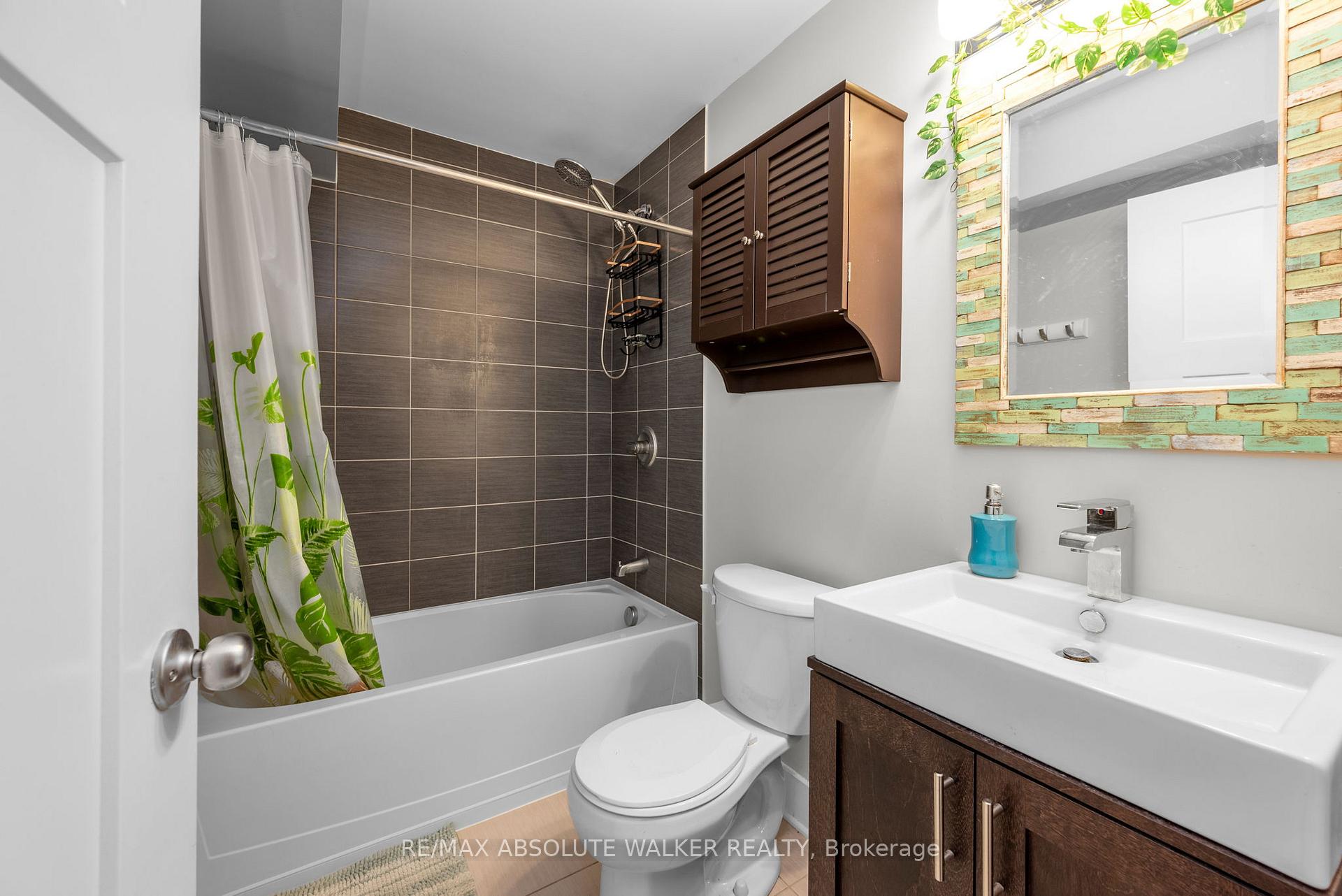 Photo 32 of 166 Highbury Park Drive, Ottawa, Barrhaven - Longfields — HOMEH