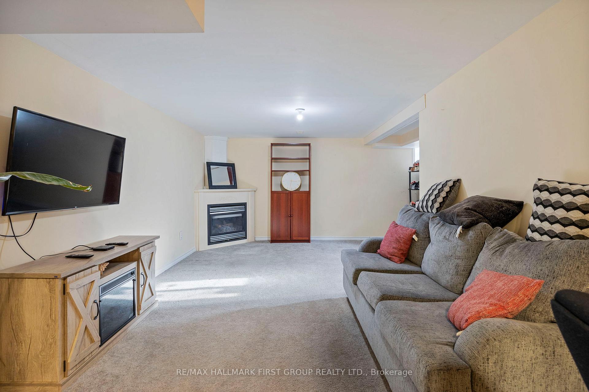 Photo 24 of 26 Waverley Road, Clarington, Bowmanville — HOMEH