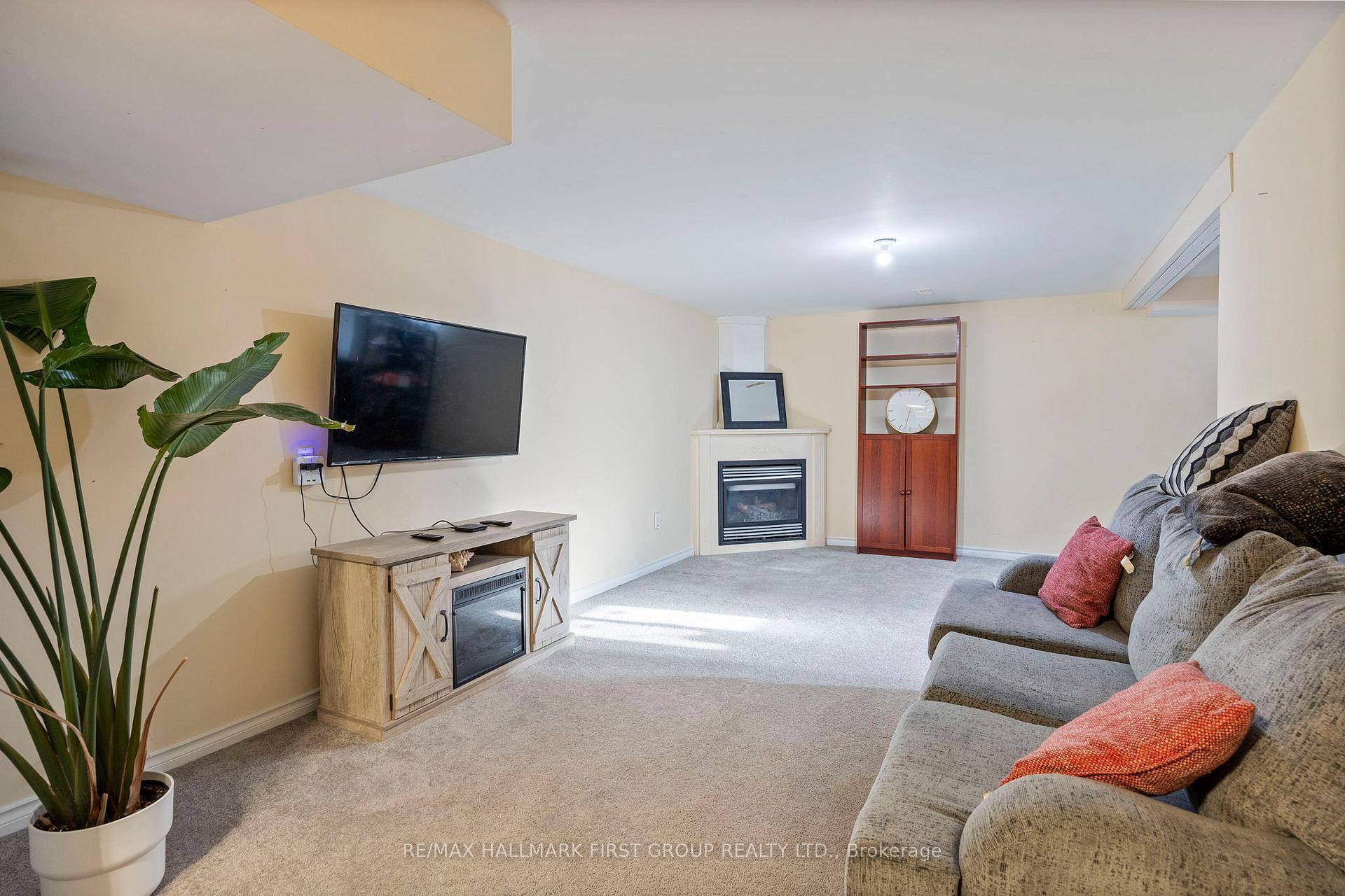 Photo 25 of 26 Waverley Road, Clarington, Bowmanville — HOMEH
