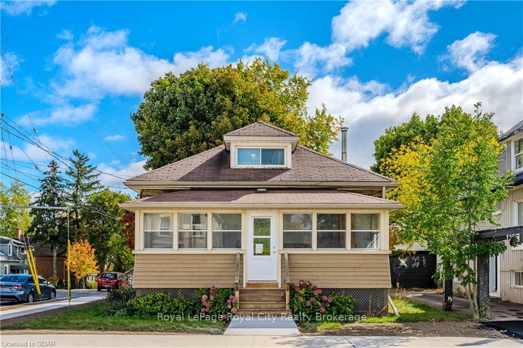 Front of 435 York Road
