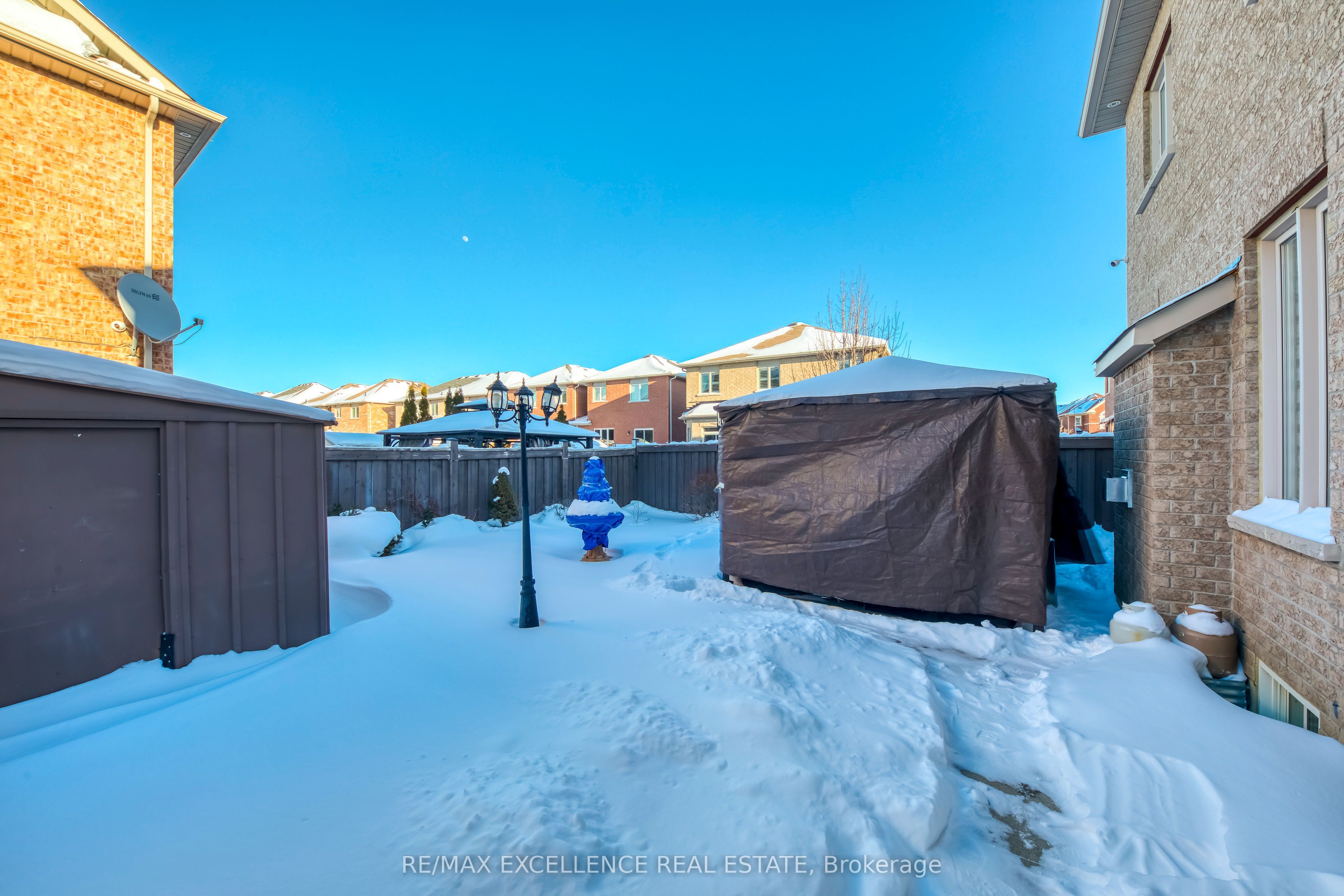 Photo 99 of 9 Natronia Trail, Brampton, Bram East — HOMEH