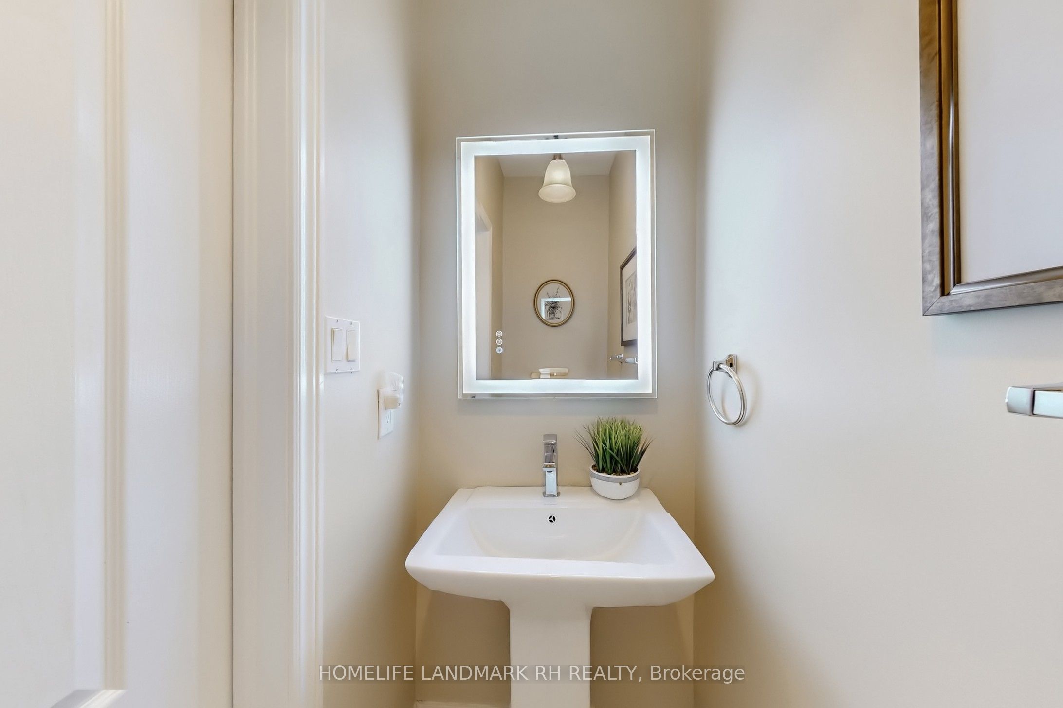 Photo 47 of 26 Jacobi Court, Vaughan, Patterson — HOMEH